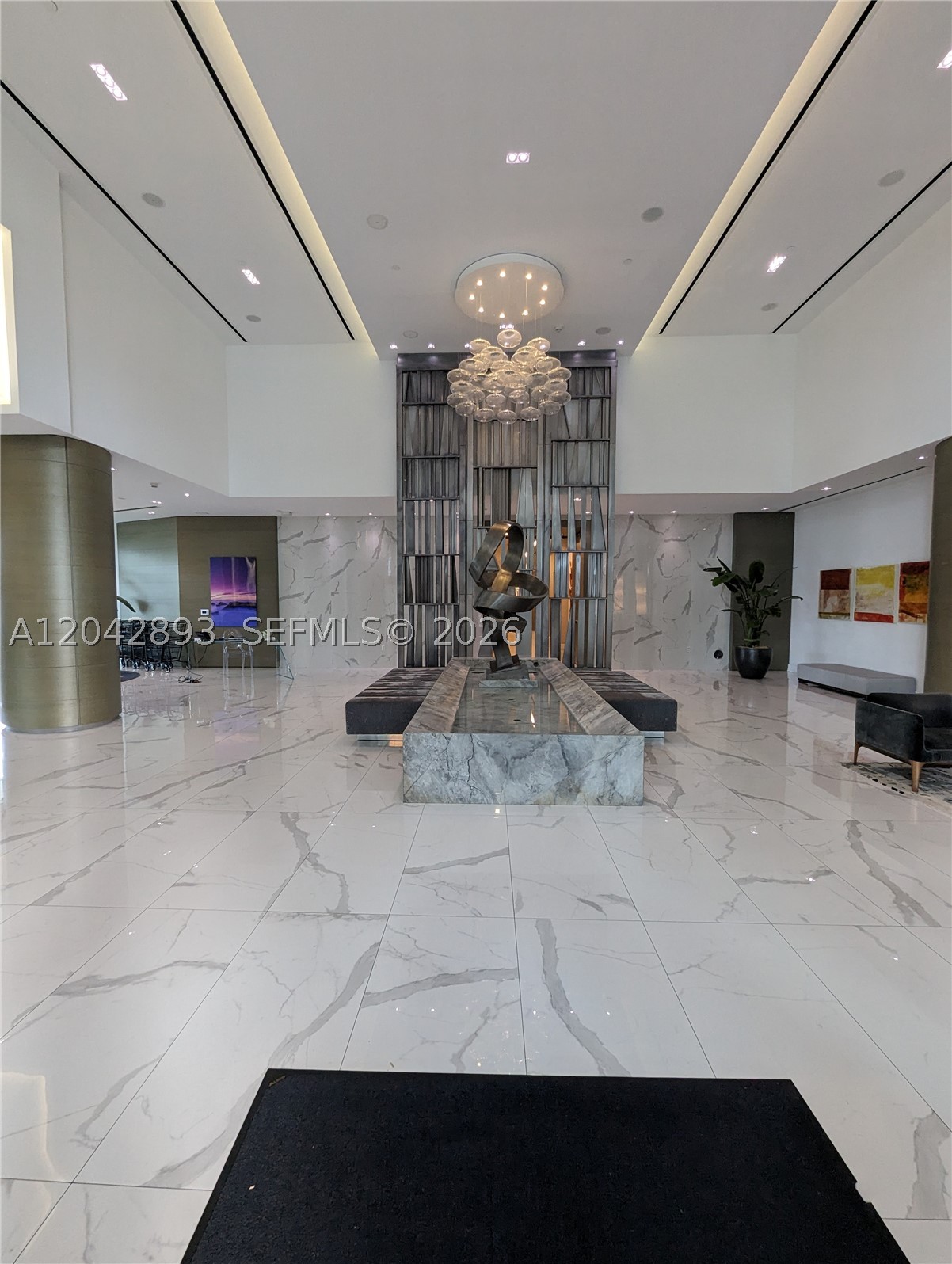 17111 E Biscayne Blvd #1011, North Miami Beach FL 33160