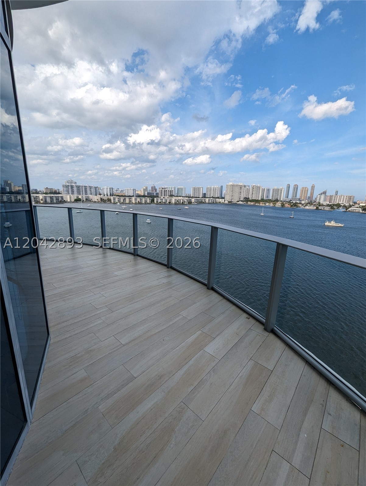17111 E Biscayne Blvd #1011, North Miami Beach FL 33160