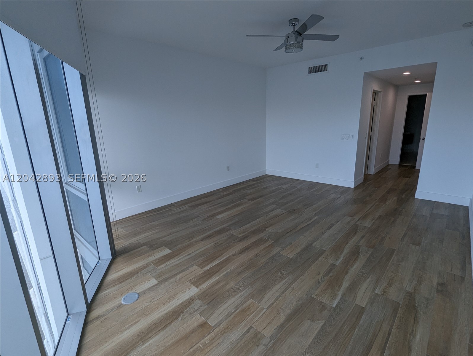 17111 E Biscayne Blvd #1011, North Miami Beach FL 33160