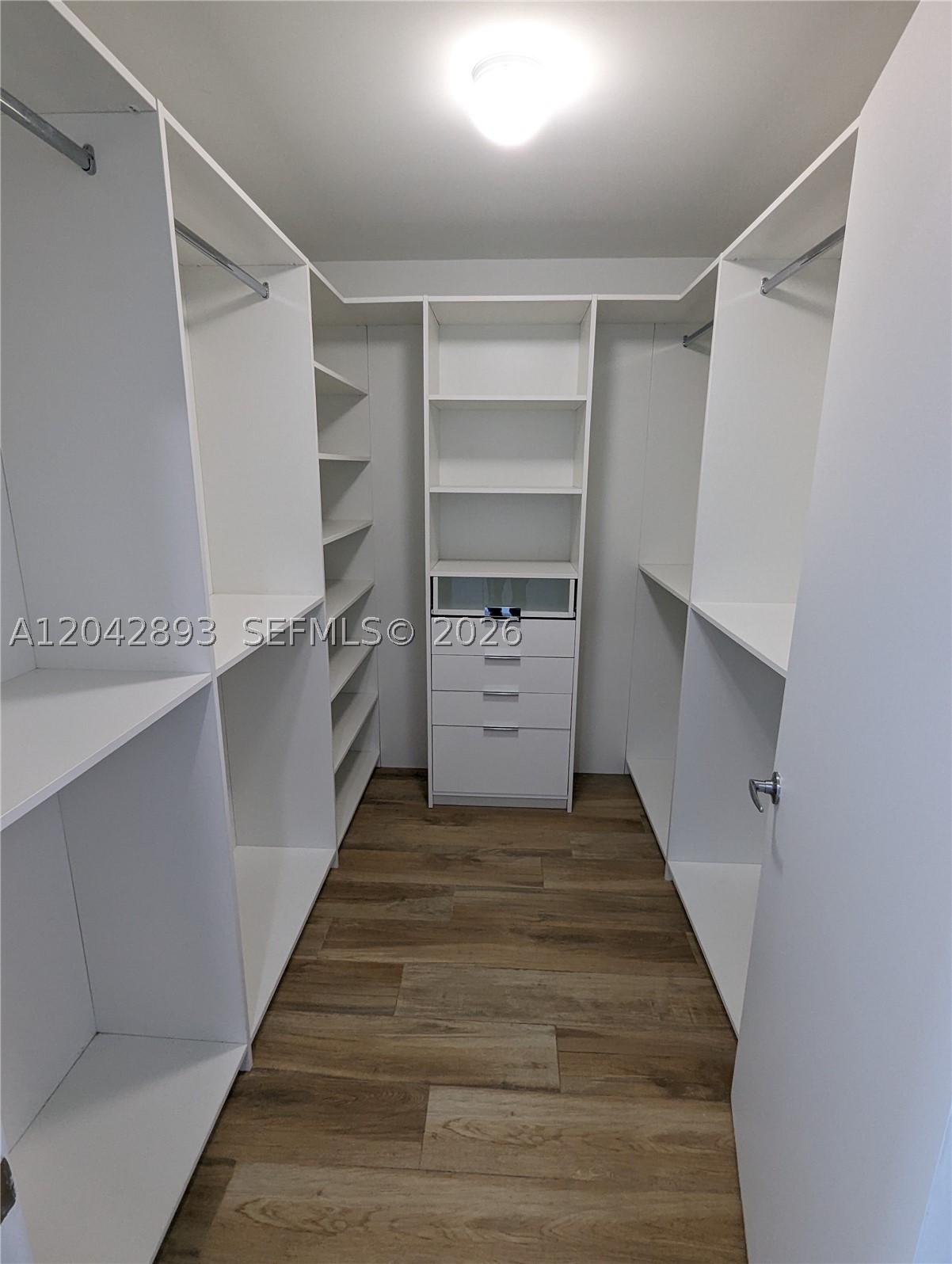 17111 E Biscayne Blvd #1011, North Miami Beach FL 33160
