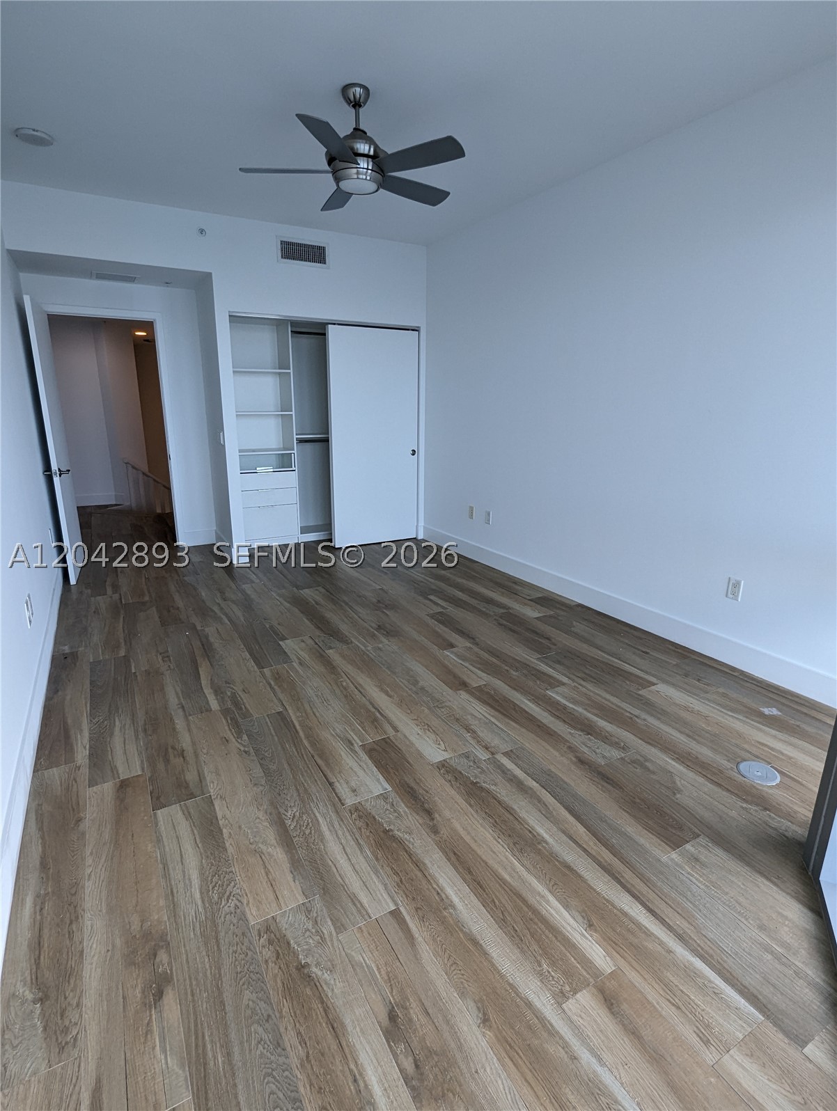 17111 E Biscayne Blvd #1011, North Miami Beach FL 33160
