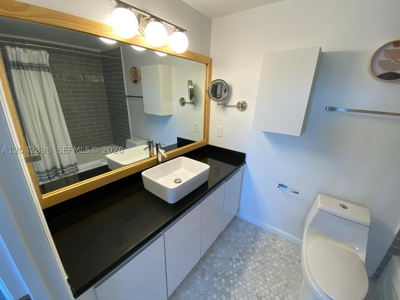 3500 Coral Way #707, Miami FL 33145