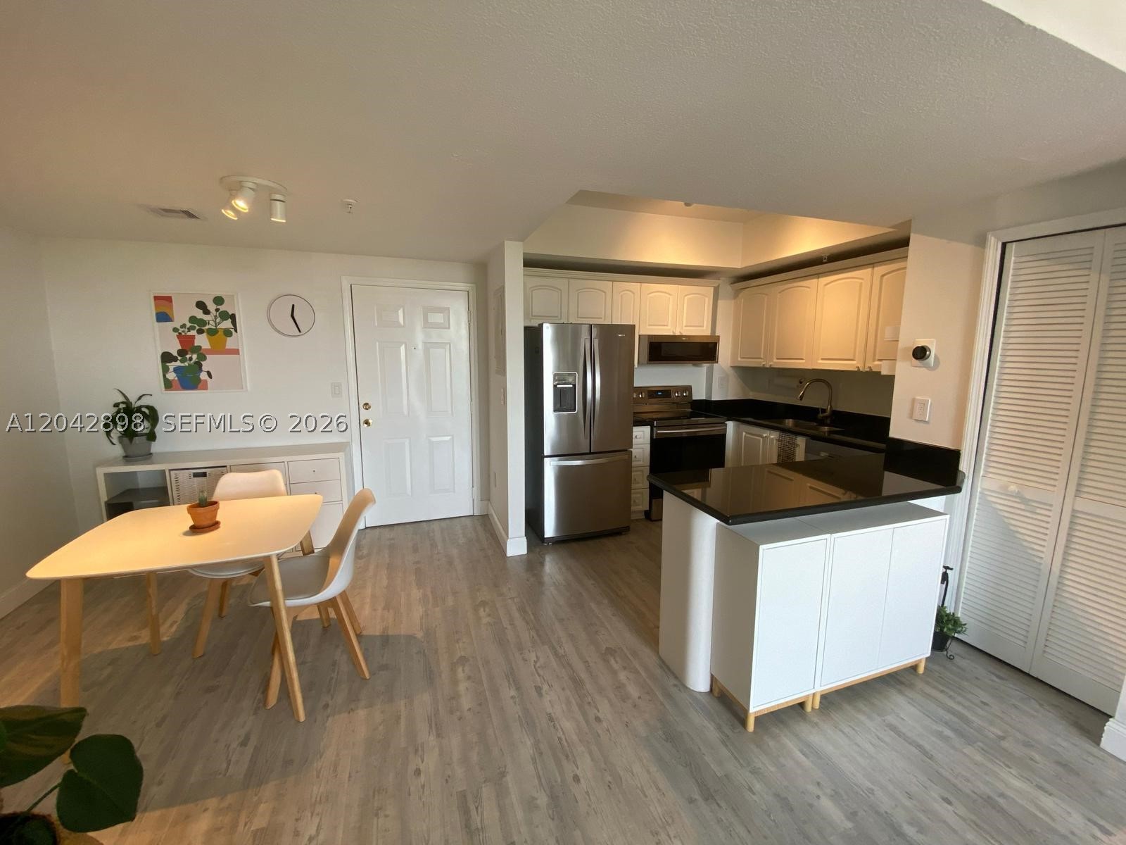3500 Coral Way #707, Miami FL 33145