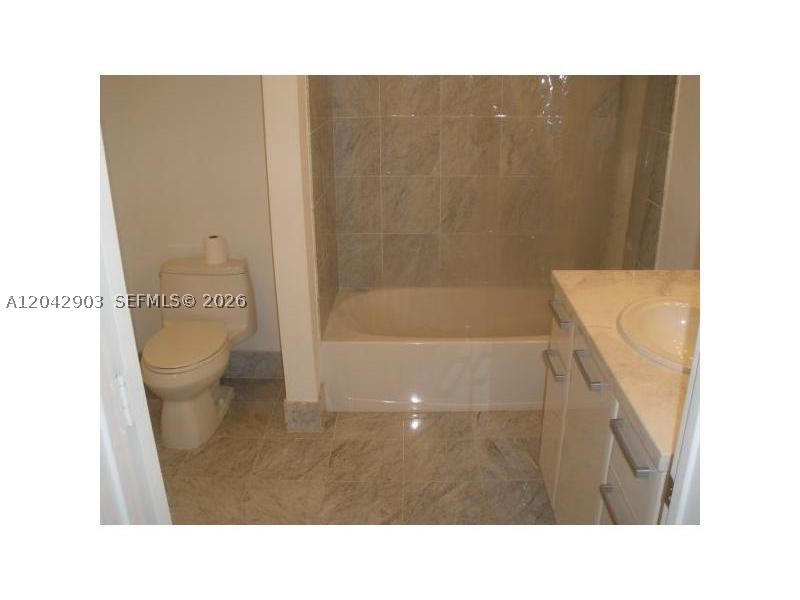 244 Biscayne Blvd #240, Miami FL 33132