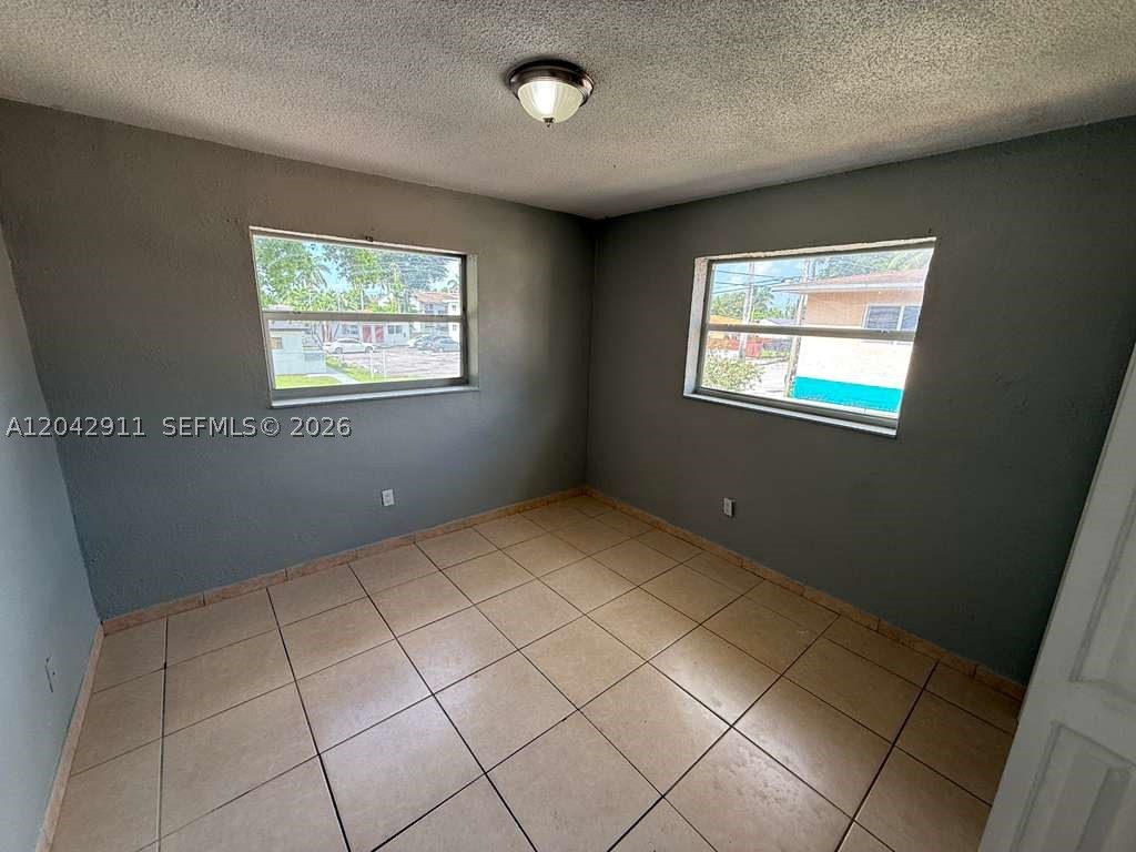 1945 NW 29th St #A6, Miami FL 33142