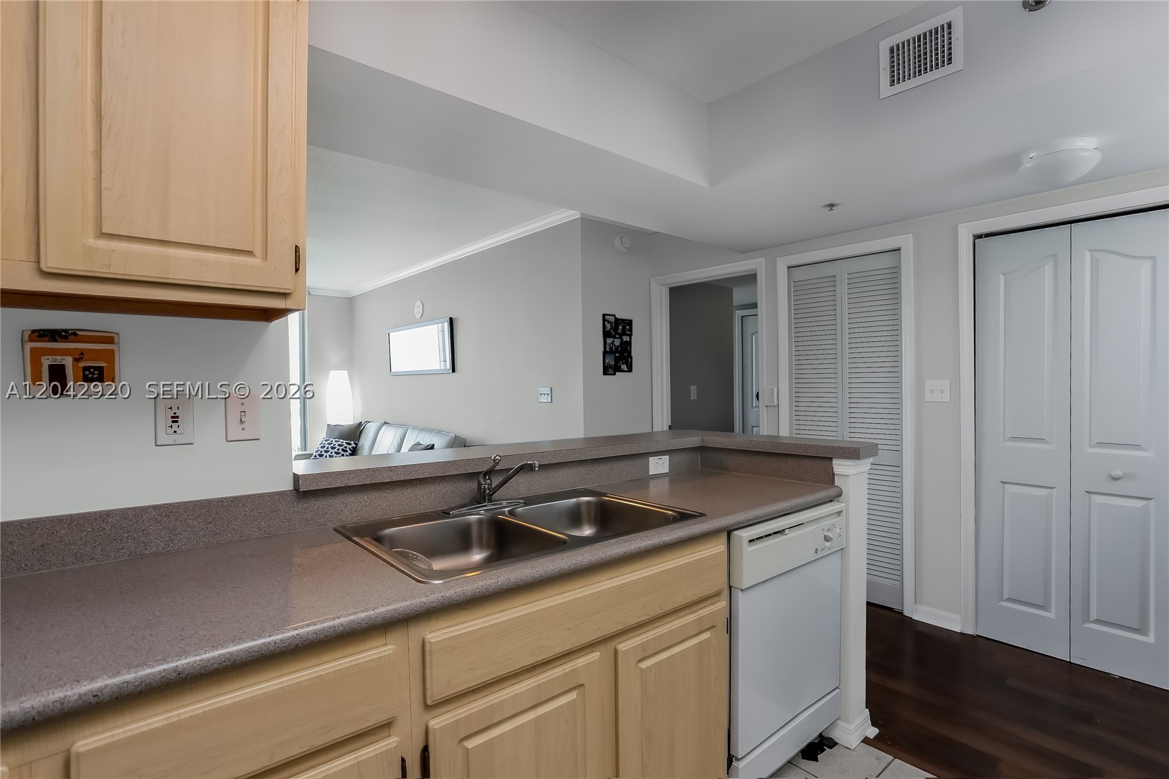 2665 SW 37th Ave #1404, Miami FL 33133