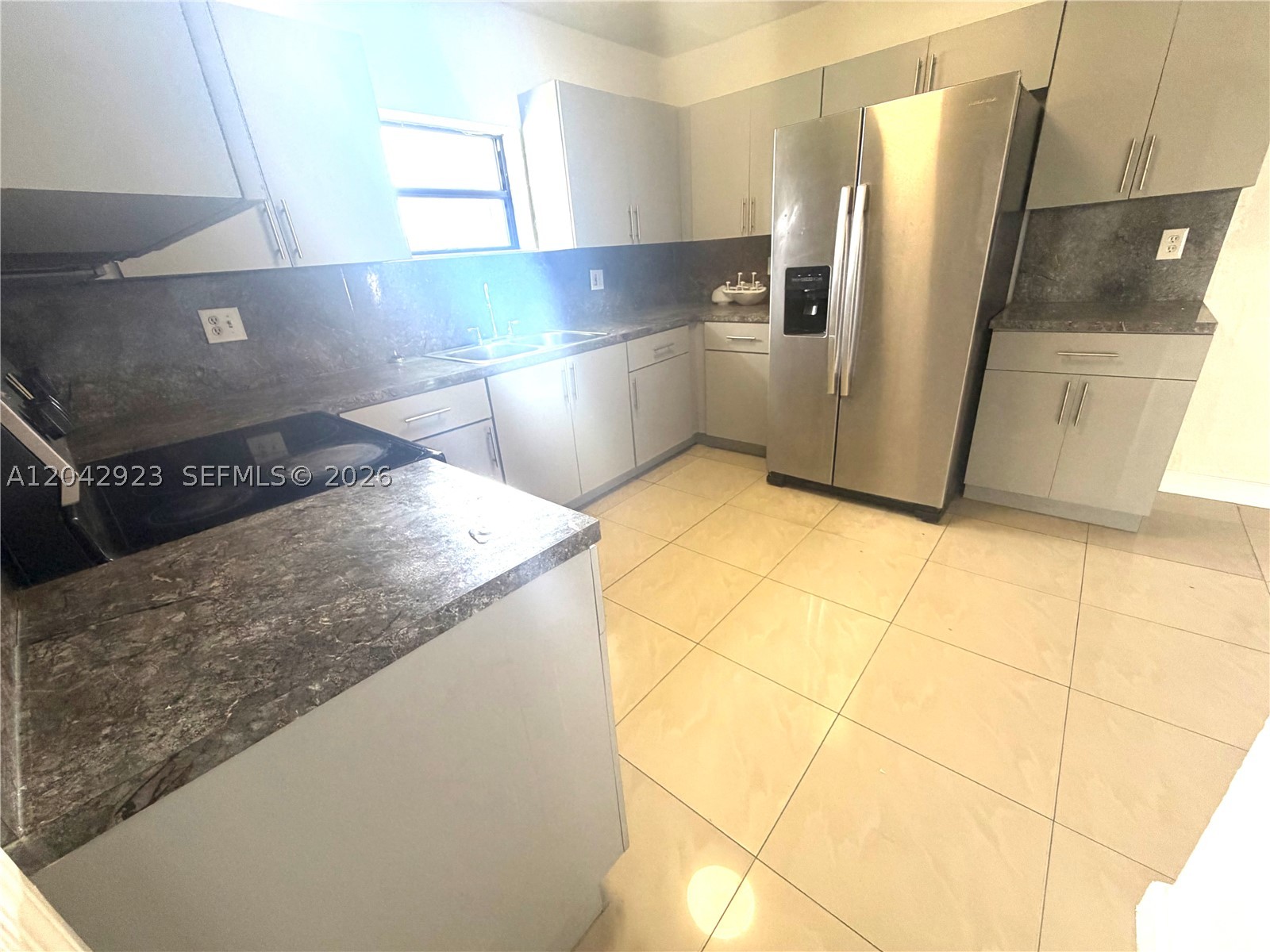 Miami FL 33125 - A12042923