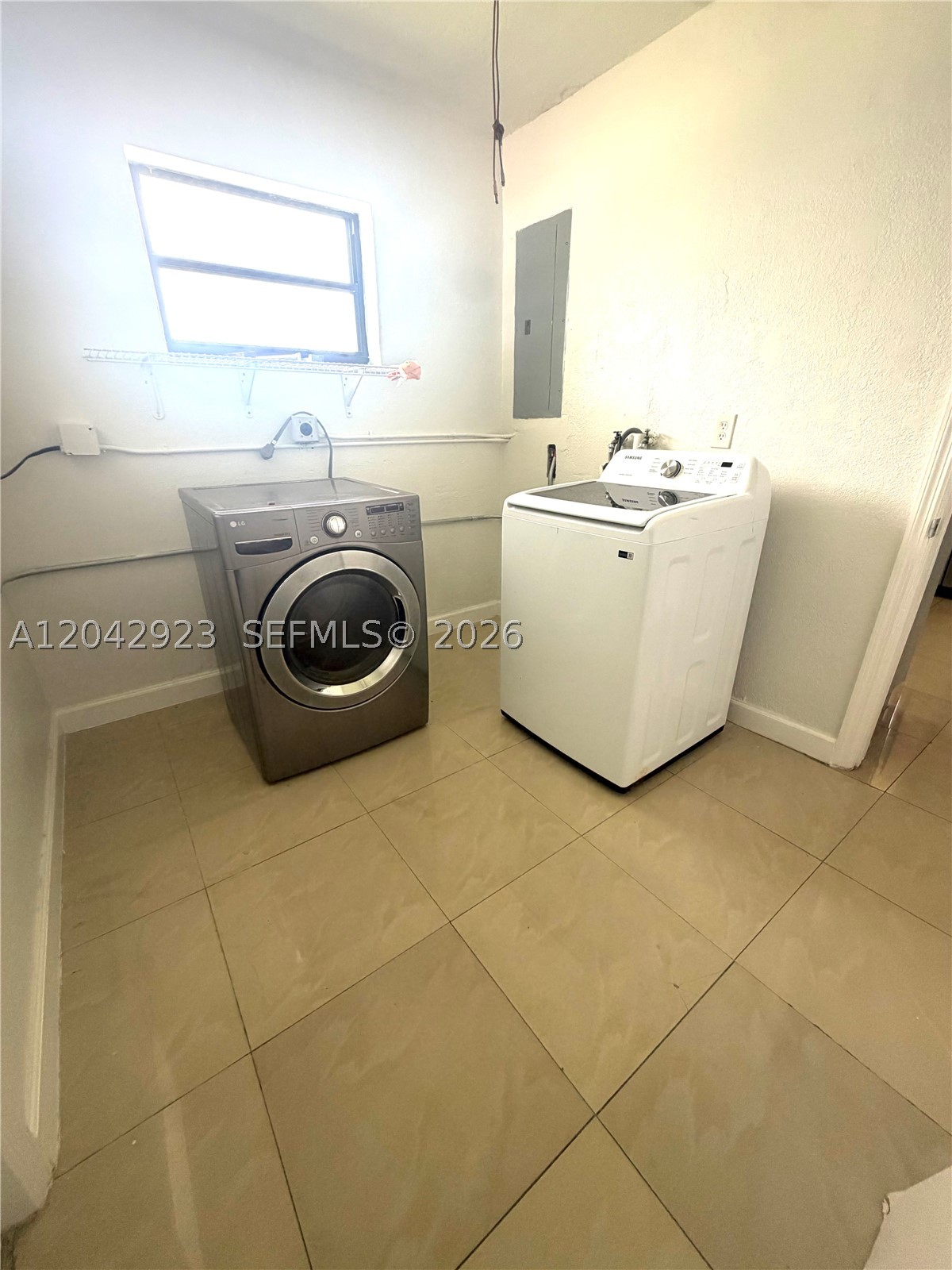Miami FL 33125 - A12042923