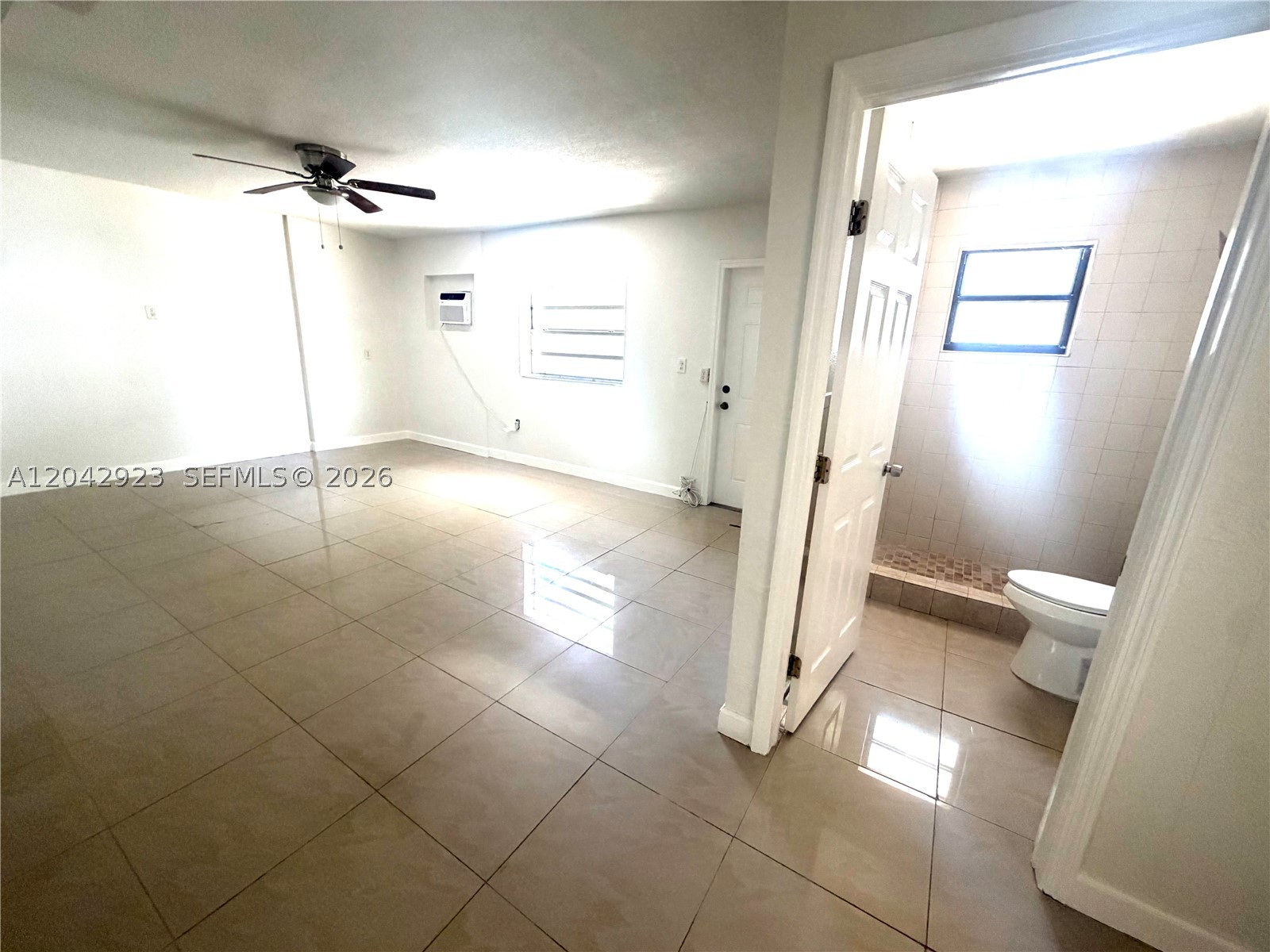 Miami FL 33125 - A12042923