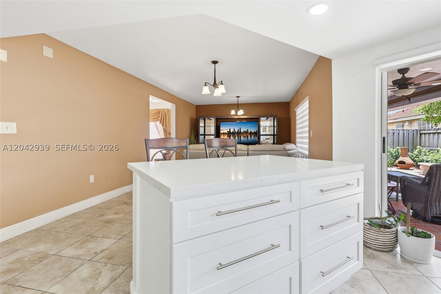 15652 SW 91st Ln, Miami FL 33196