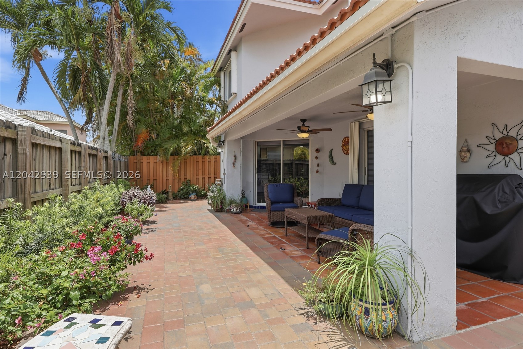 15652 SW 91st Ln, Miami FL 33196