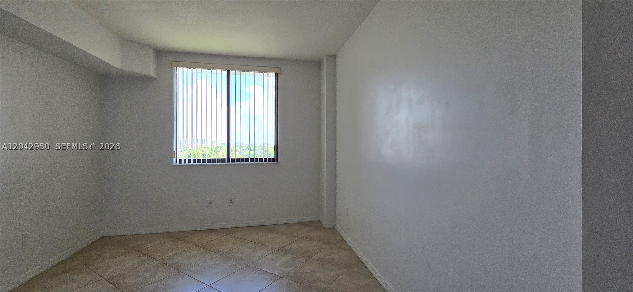 3590 CORAL WAY #902, Miami FL 33145