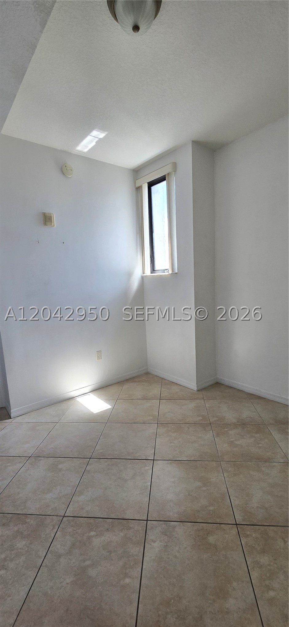 3590 CORAL WAY #902, Miami FL 33145