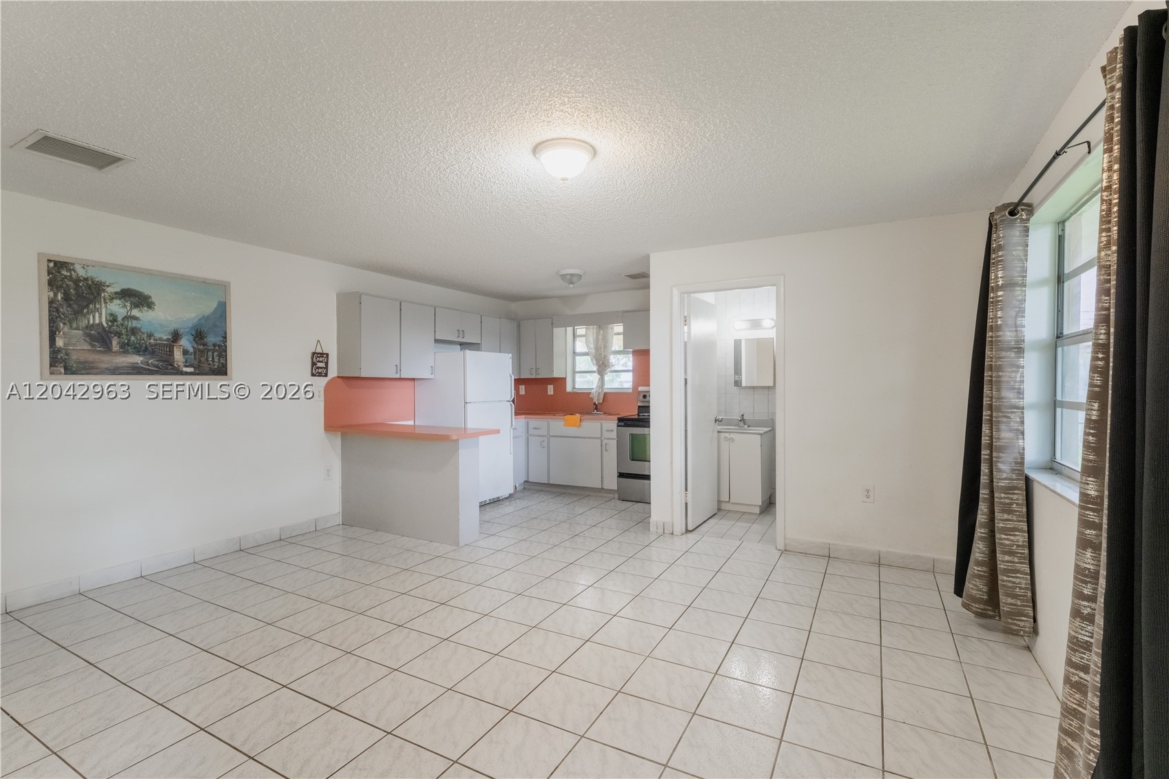 9265 SW 38th St, Miami FL 33165