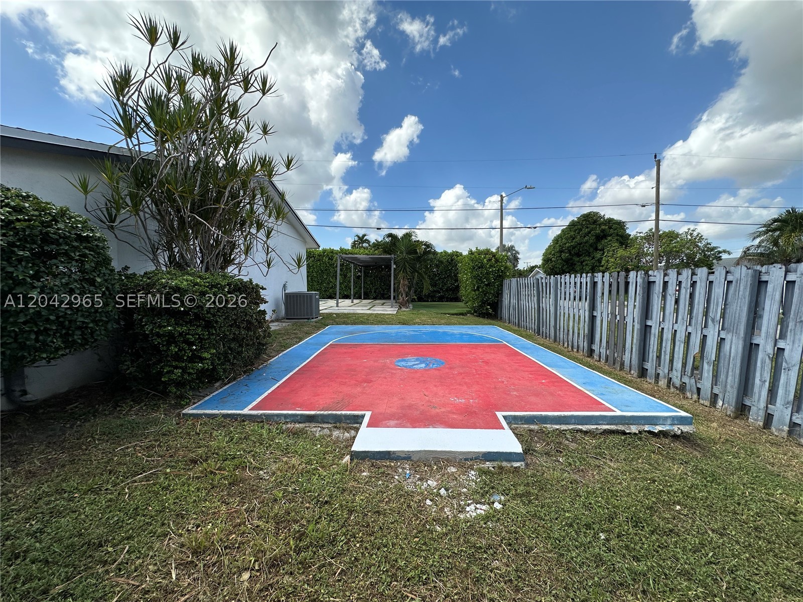 10010 SW 162nd St, Miami FL 33157