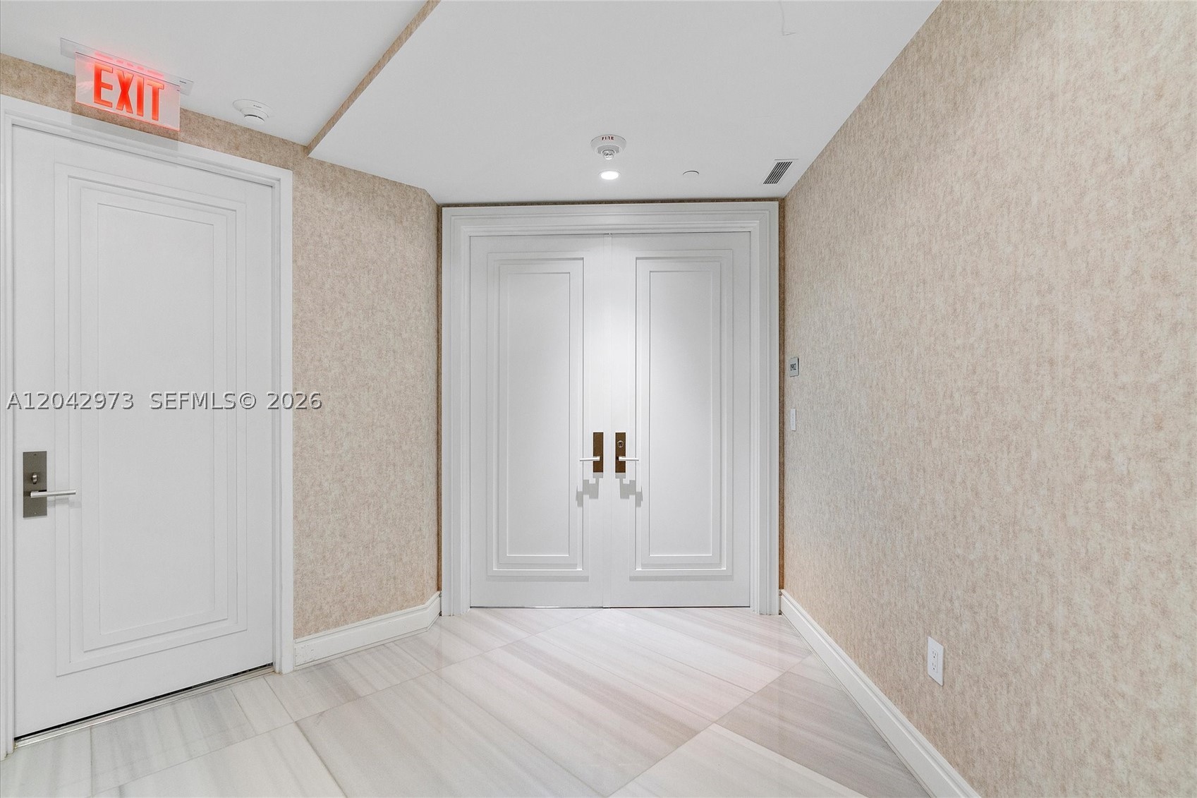 17901 Collins Avenue #902, Sunny Isles Beach FL 33160