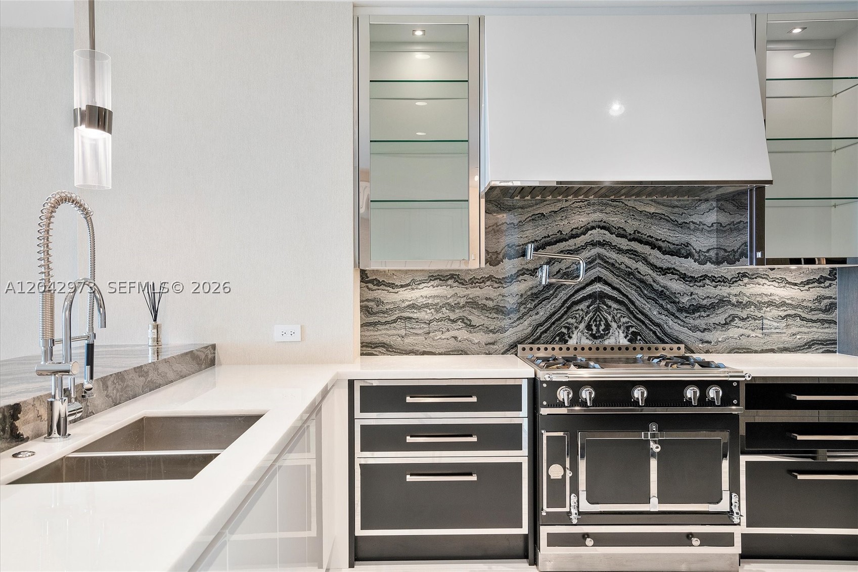 17901 Collins Avenue #902, Sunny Isles Beach FL 33160