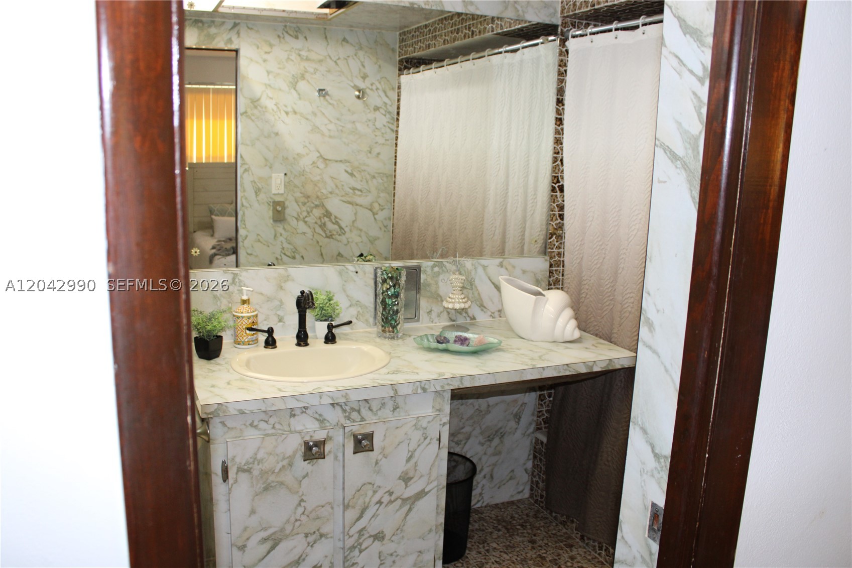 11512 NW 58th Ave, Hialeah FL 33012