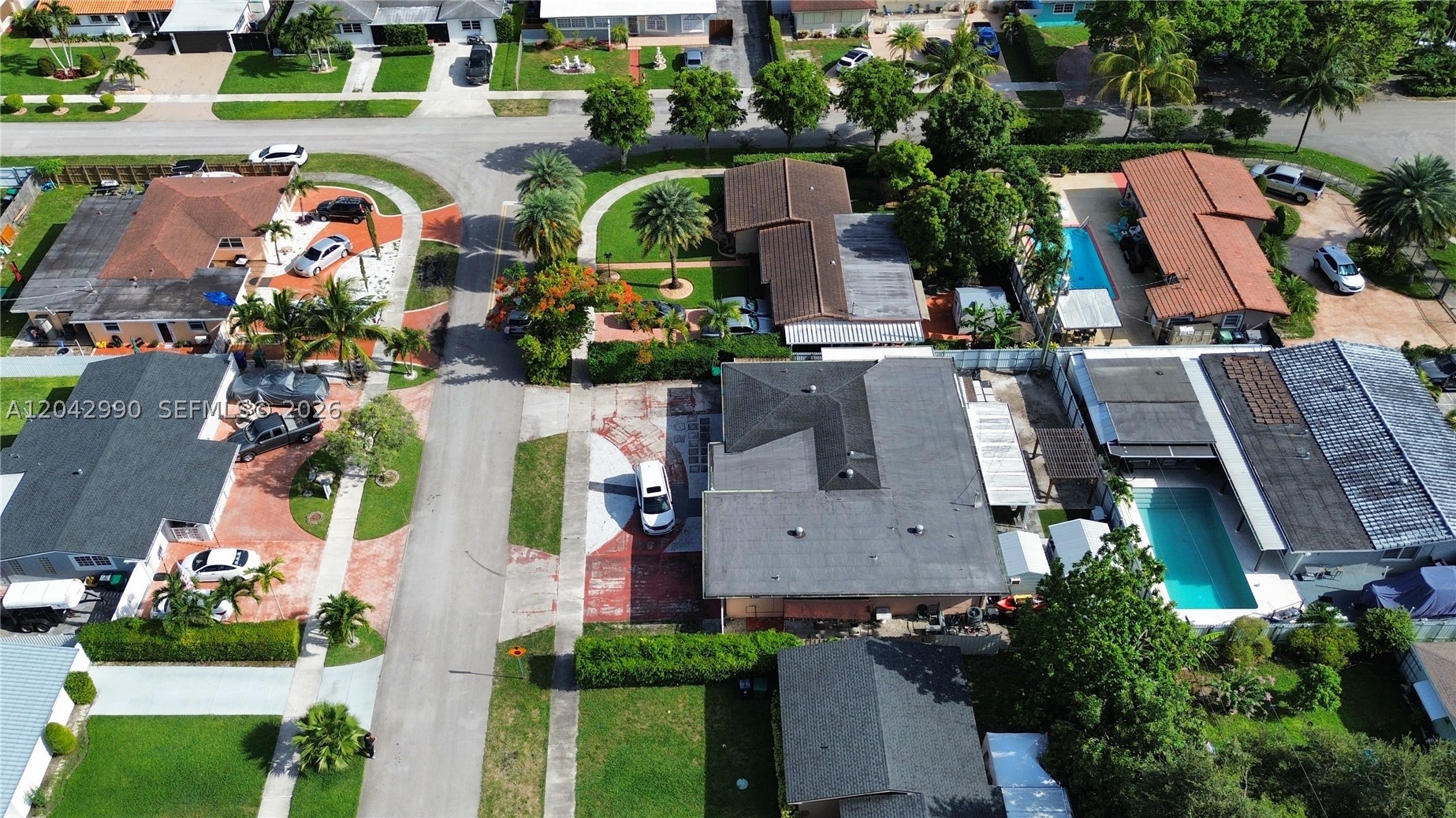 11512 NW 58th Ave, Hialeah FL 33012