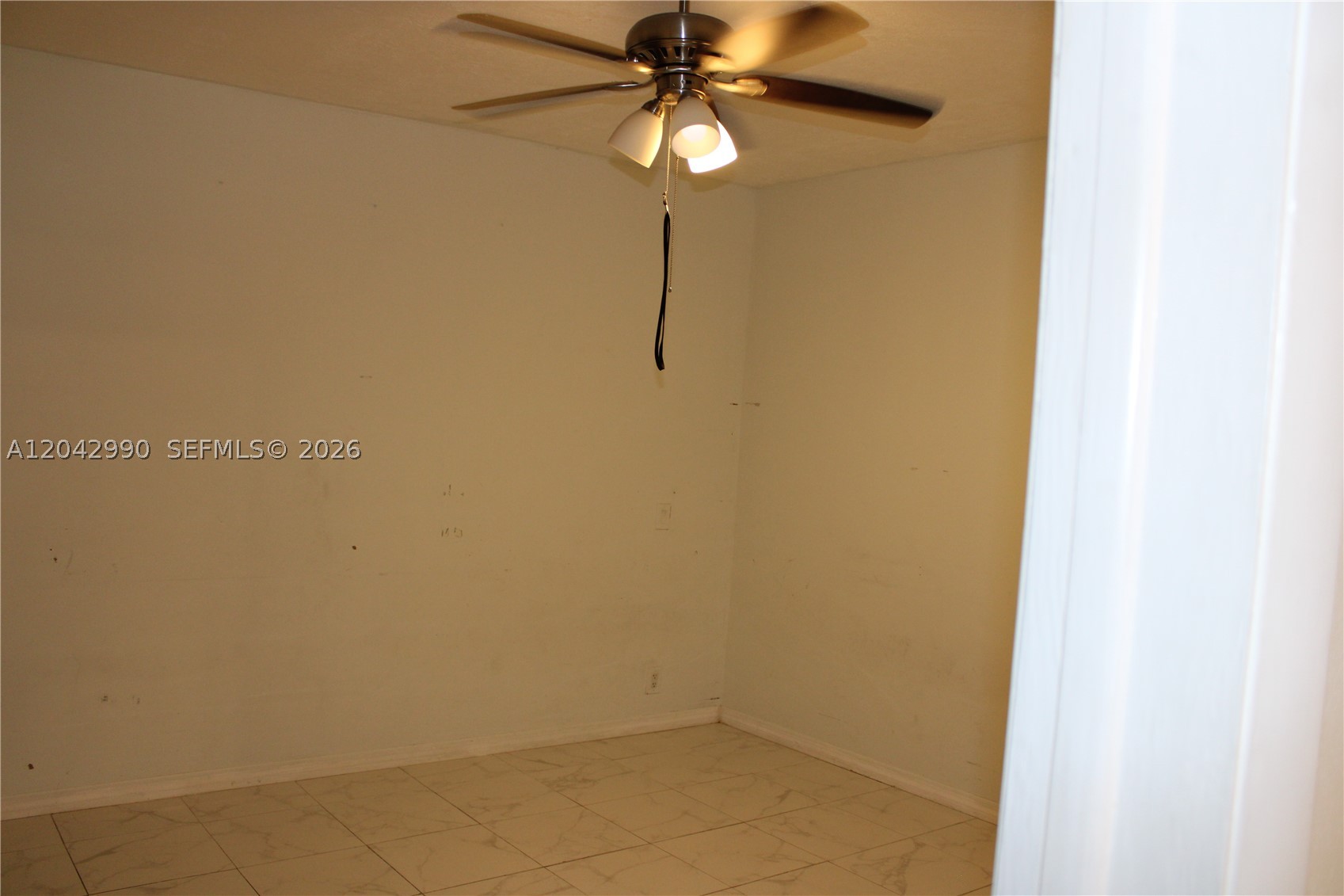 11512 NW 58th Ave, Hialeah FL 33012