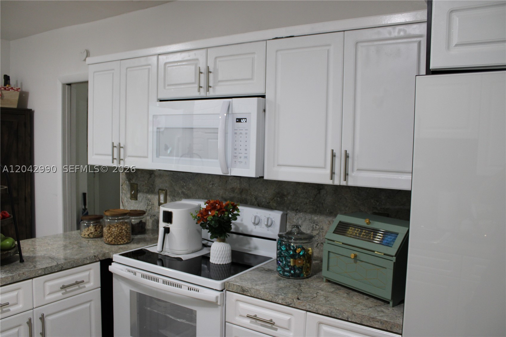 11512 NW 58th Ave, Hialeah FL 33012