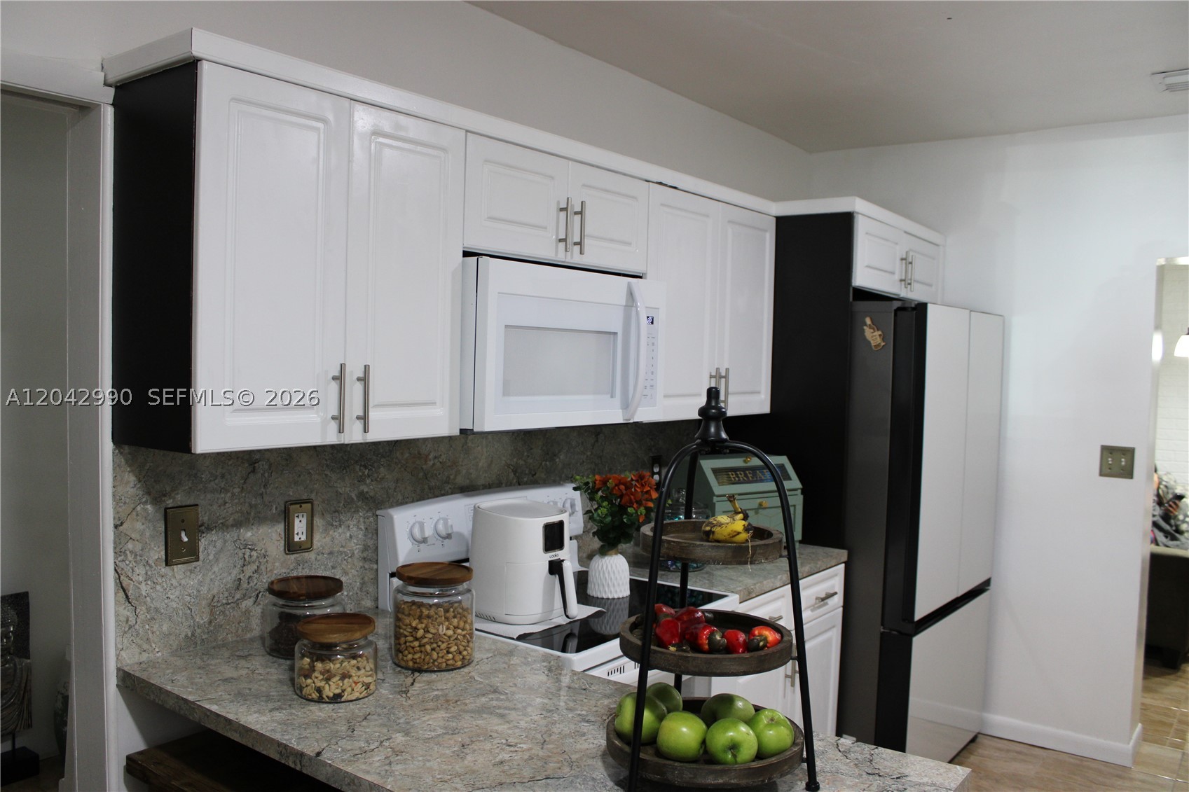 11512 NW 58th Ave, Hialeah FL 33012