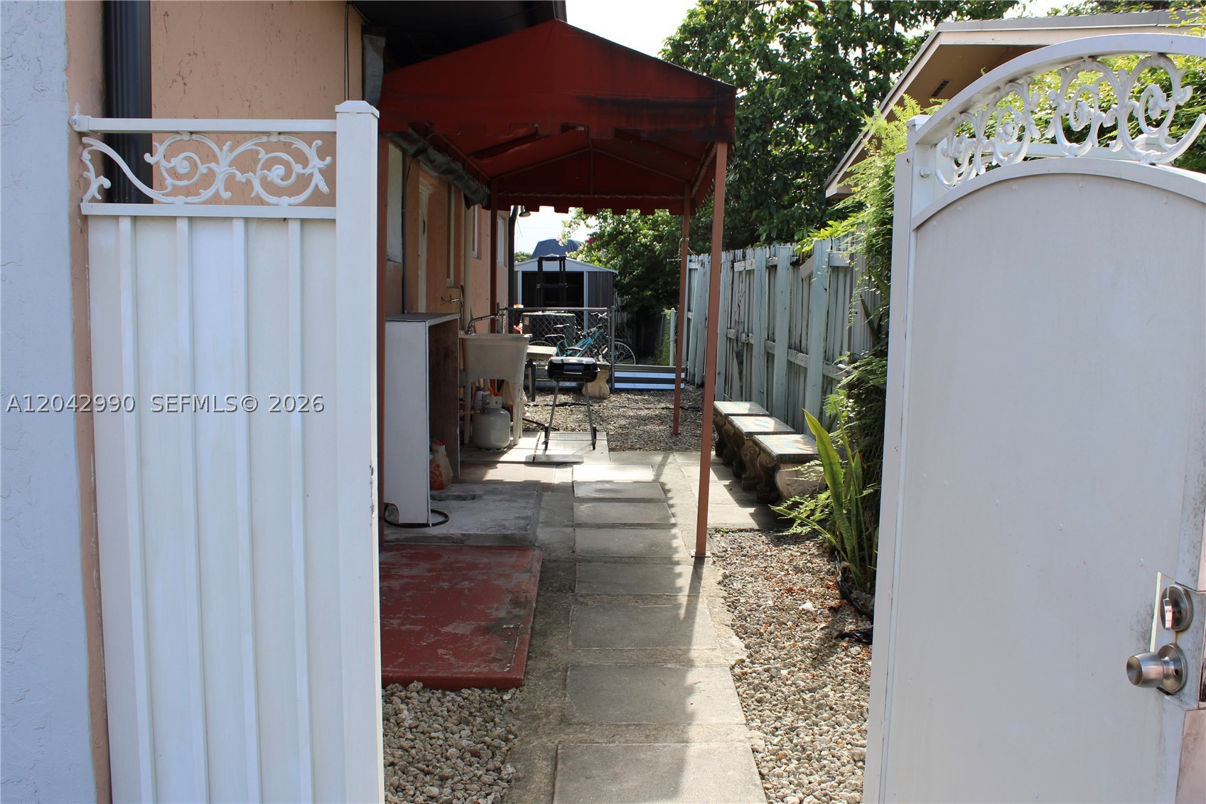 11512 NW 58th Ave, Hialeah FL 33012