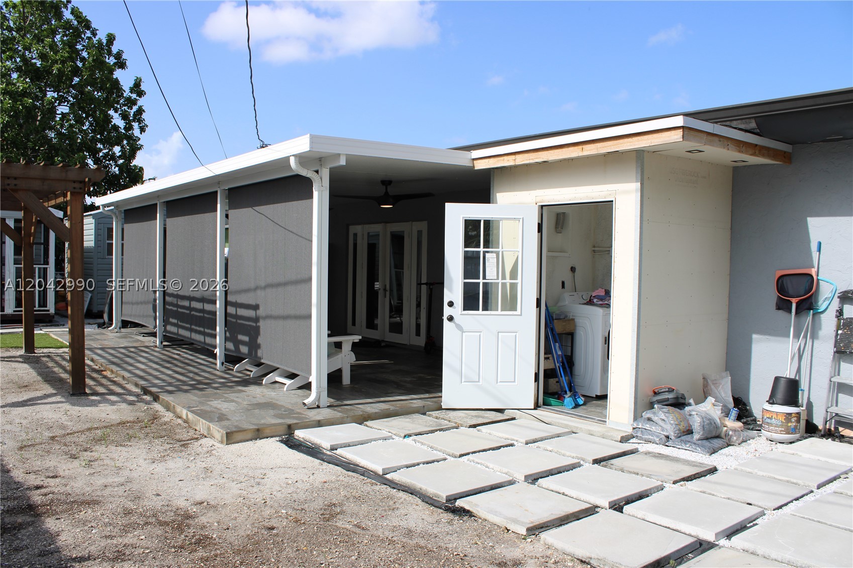 11512 NW 58th Ave, Hialeah FL 33012