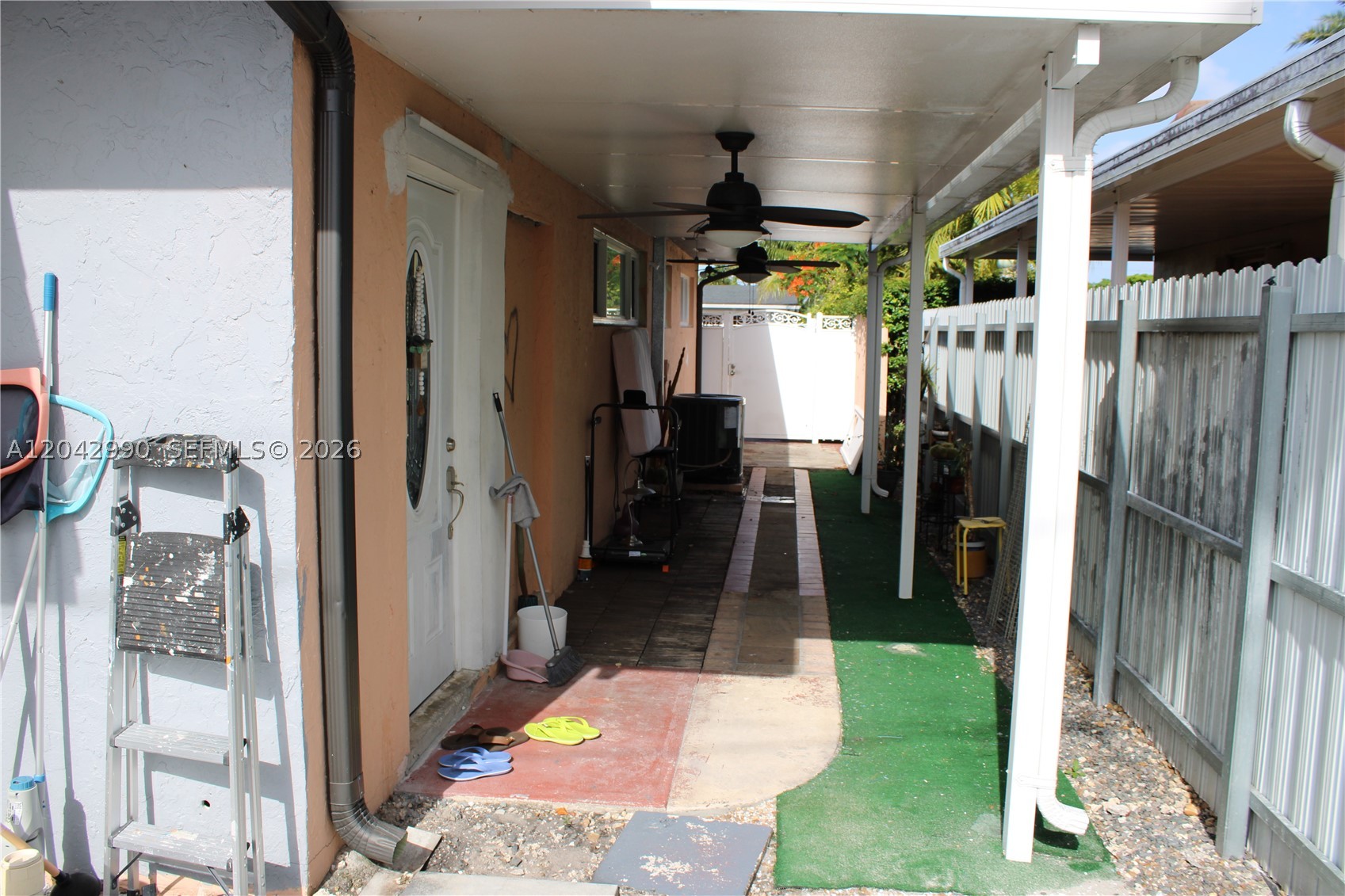 11512 NW 58th Ave, Hialeah FL 33012