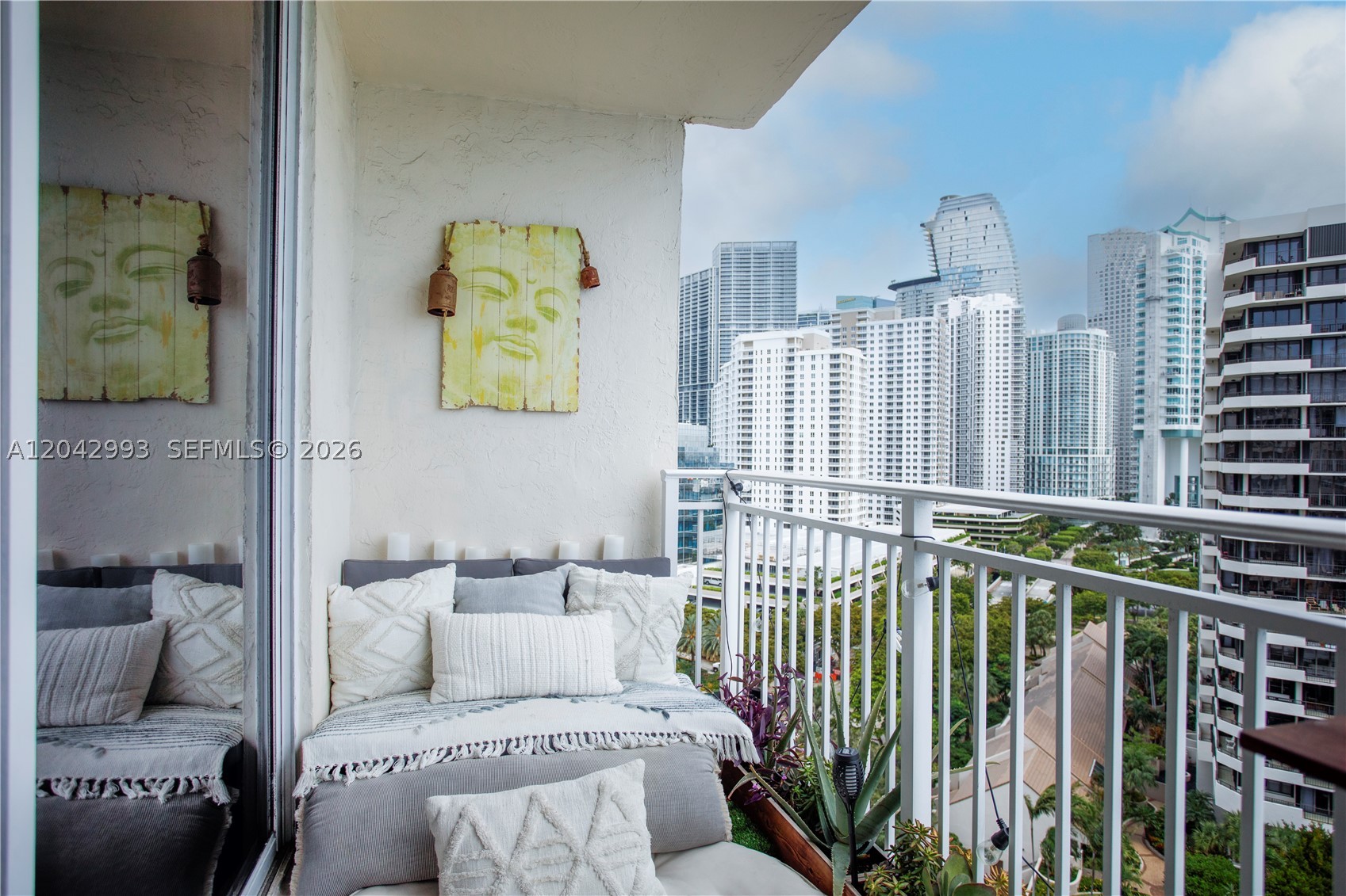 770 Claughton Island Dr #1705, Miami FL 33131
