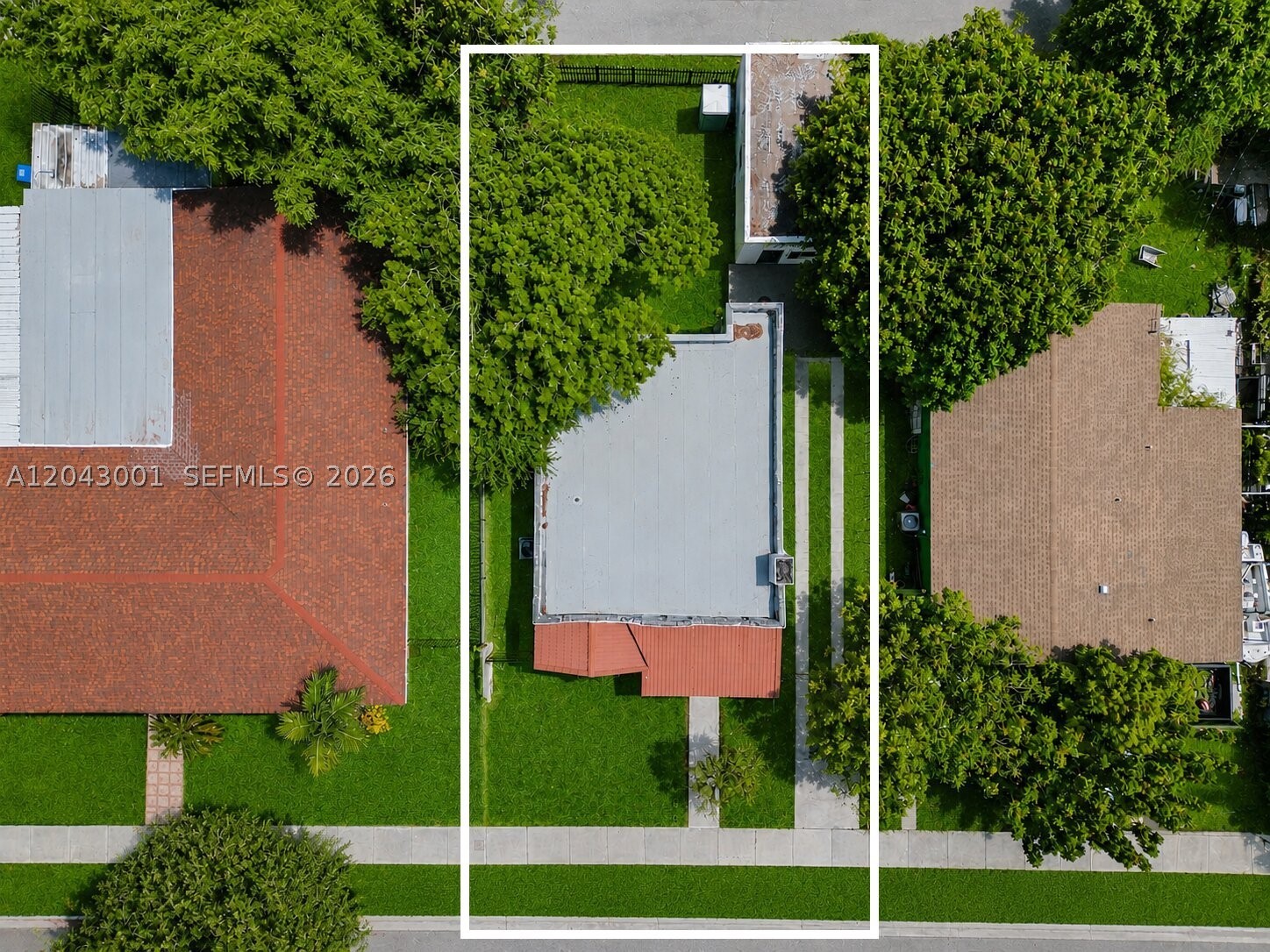 1020 NW 49th St, Miami FL 33127