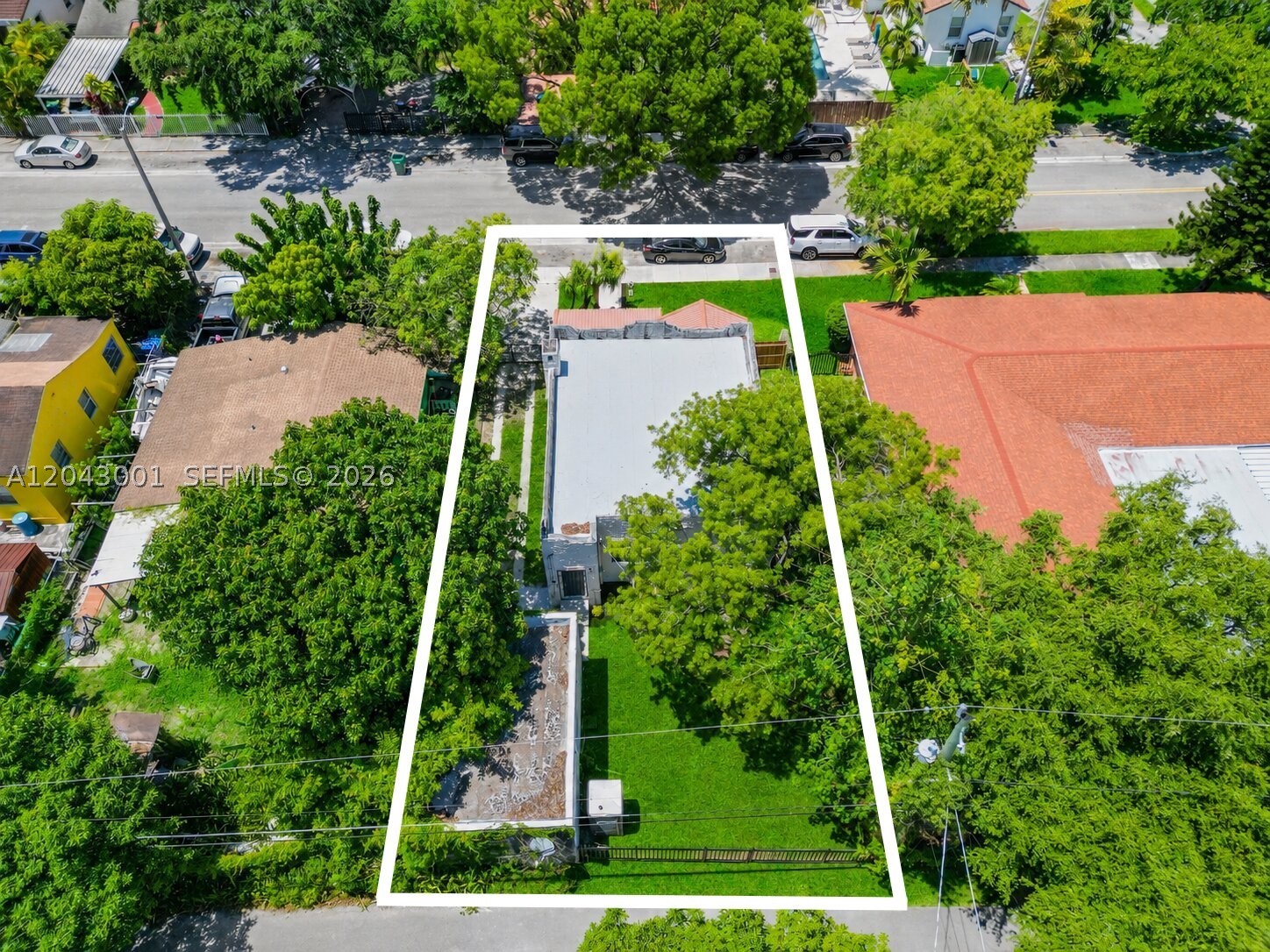 1020 NW 49th St, Miami FL 33127