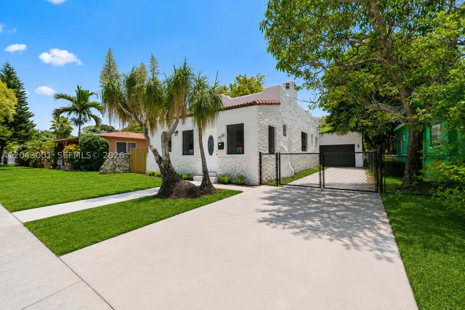 1020 NW 49th St, Miami FL 33127