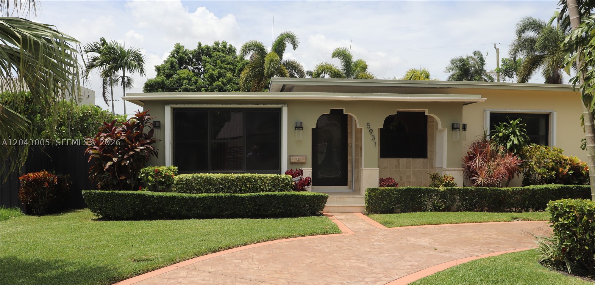 5931 SW 46th St, Miami FL 33155