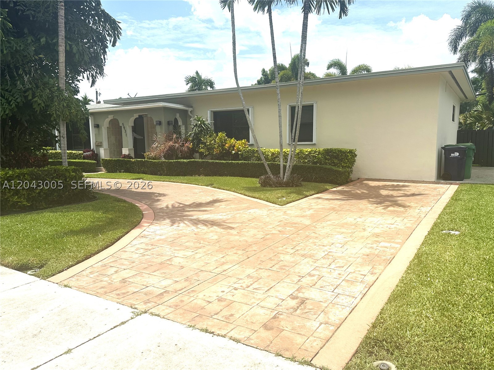5931 SW 46th St, Miami FL 33155