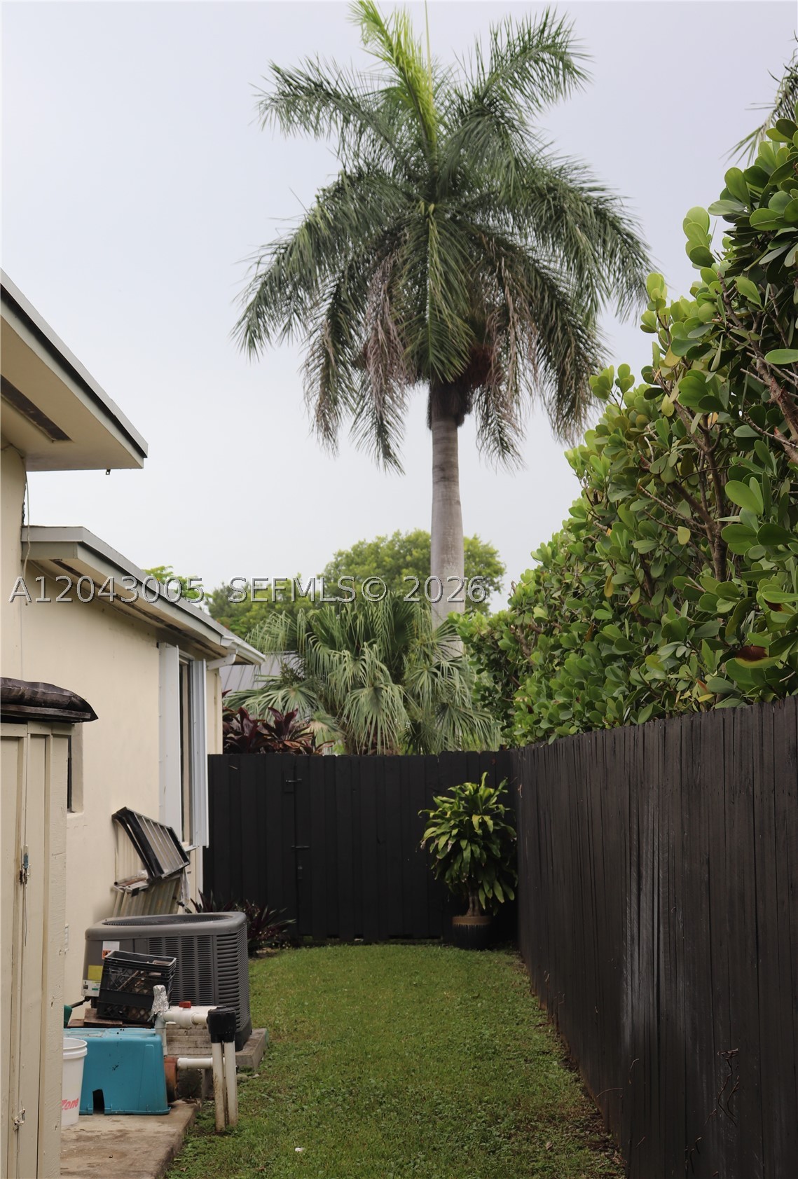 5931 SW 46th St, Miami FL 33155