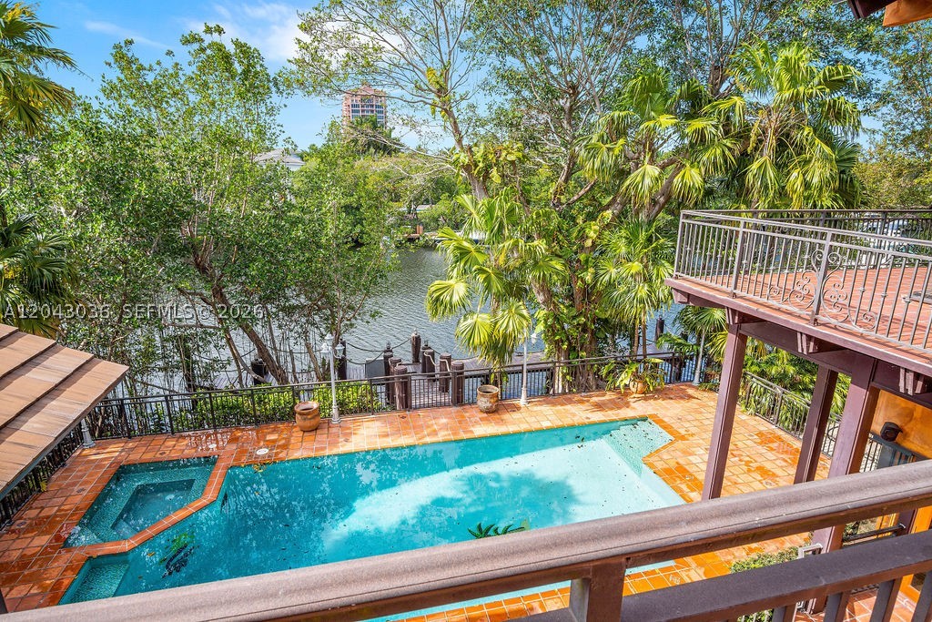 6960 Mira Flores Ave #6960, Coral Gables FL 33143