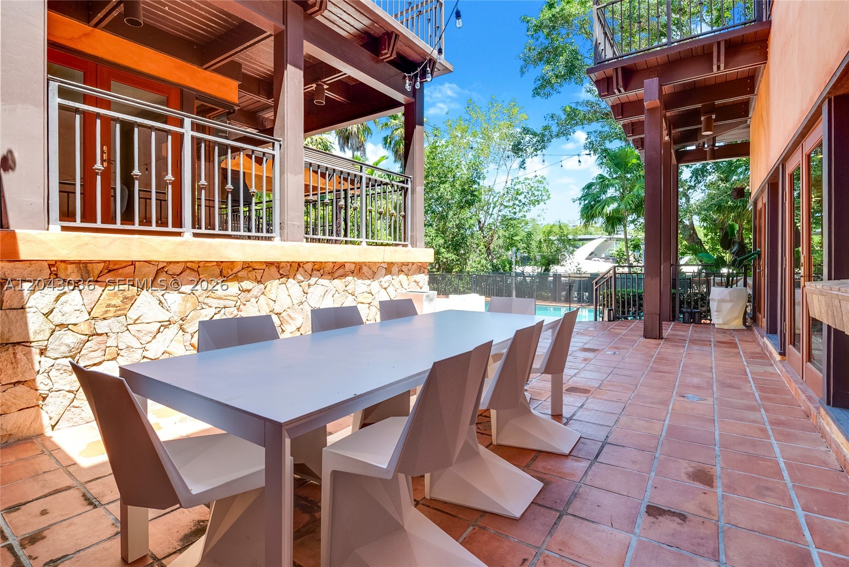 6960 Mira Flores Ave #6960, Coral Gables FL 33143