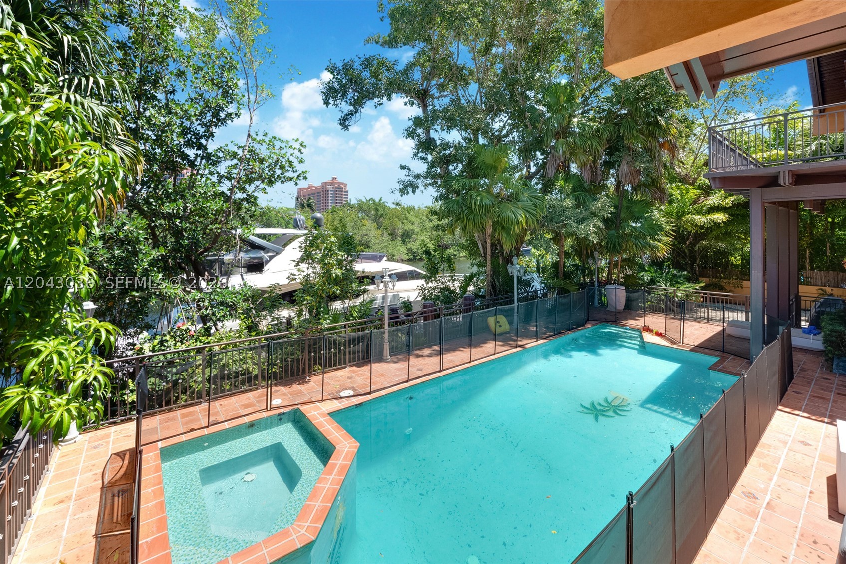 6960 Mira Flores Ave #6960, Coral Gables FL 33143