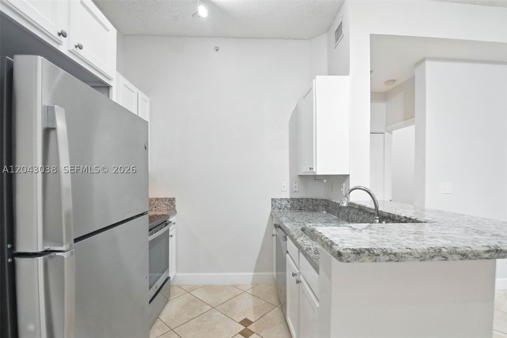 6001 SW 70th St #108, South Miami FL 33143
