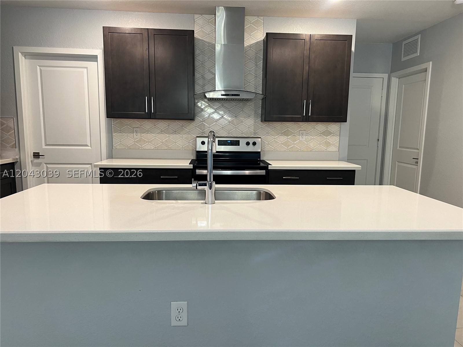 421 NE 6th Ct, Florida City FL 33034