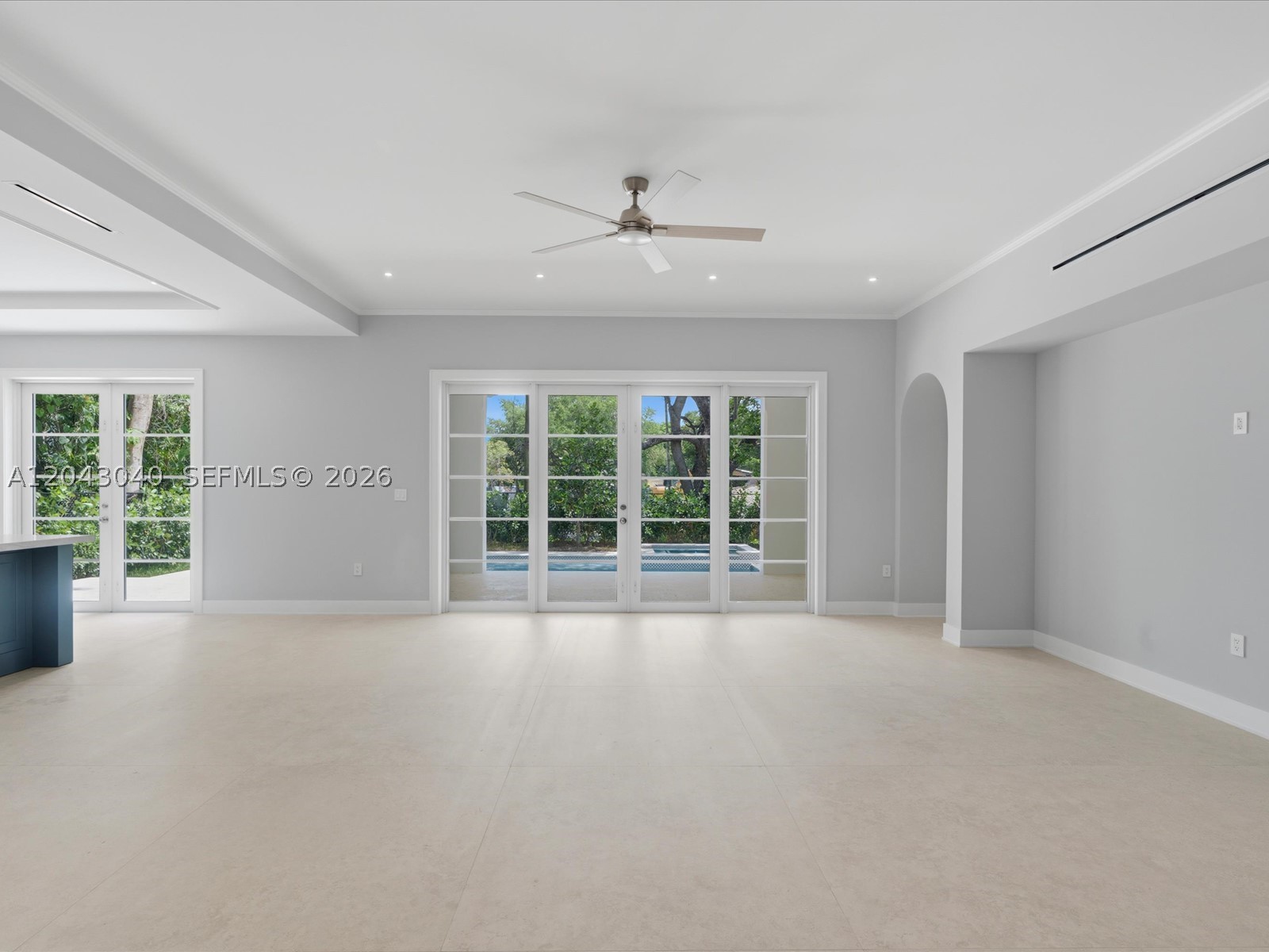 6333 SW 69th St, South Miami FL 33143