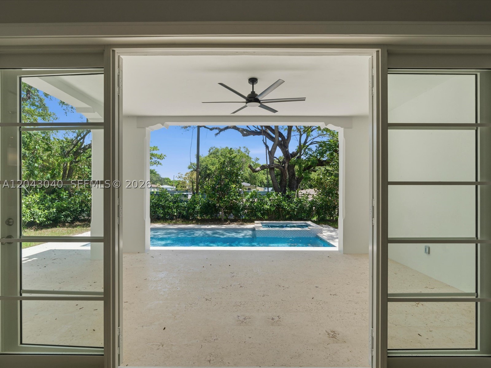 6333 SW 69th St, South Miami FL 33143