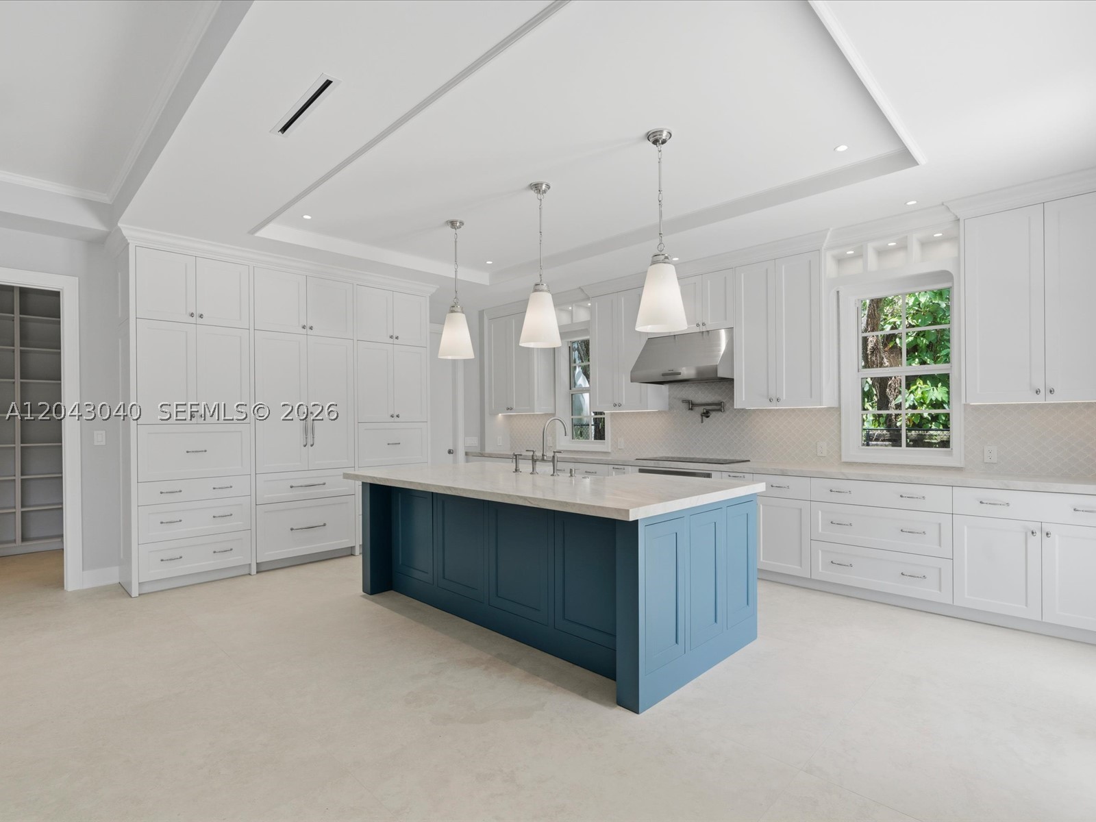 6333 SW 69th St, South Miami FL 33143
