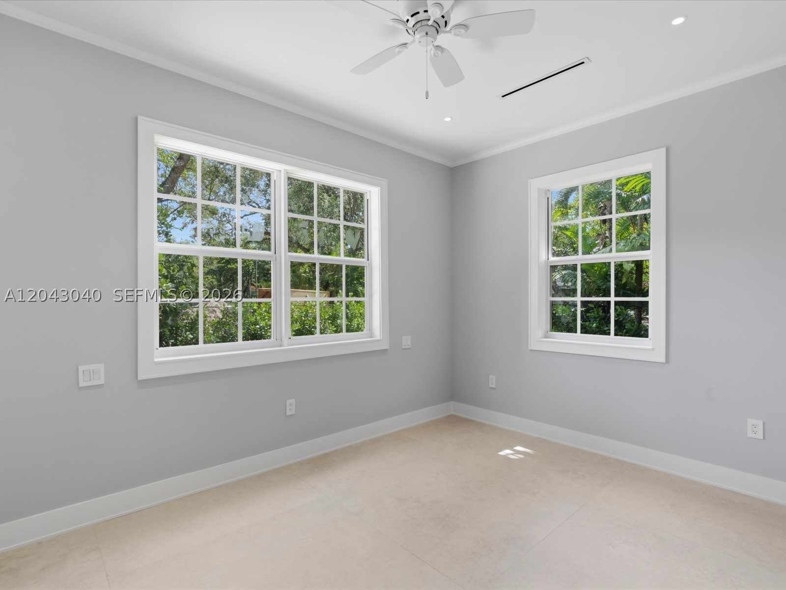 6333 SW 69th St, South Miami FL 33143