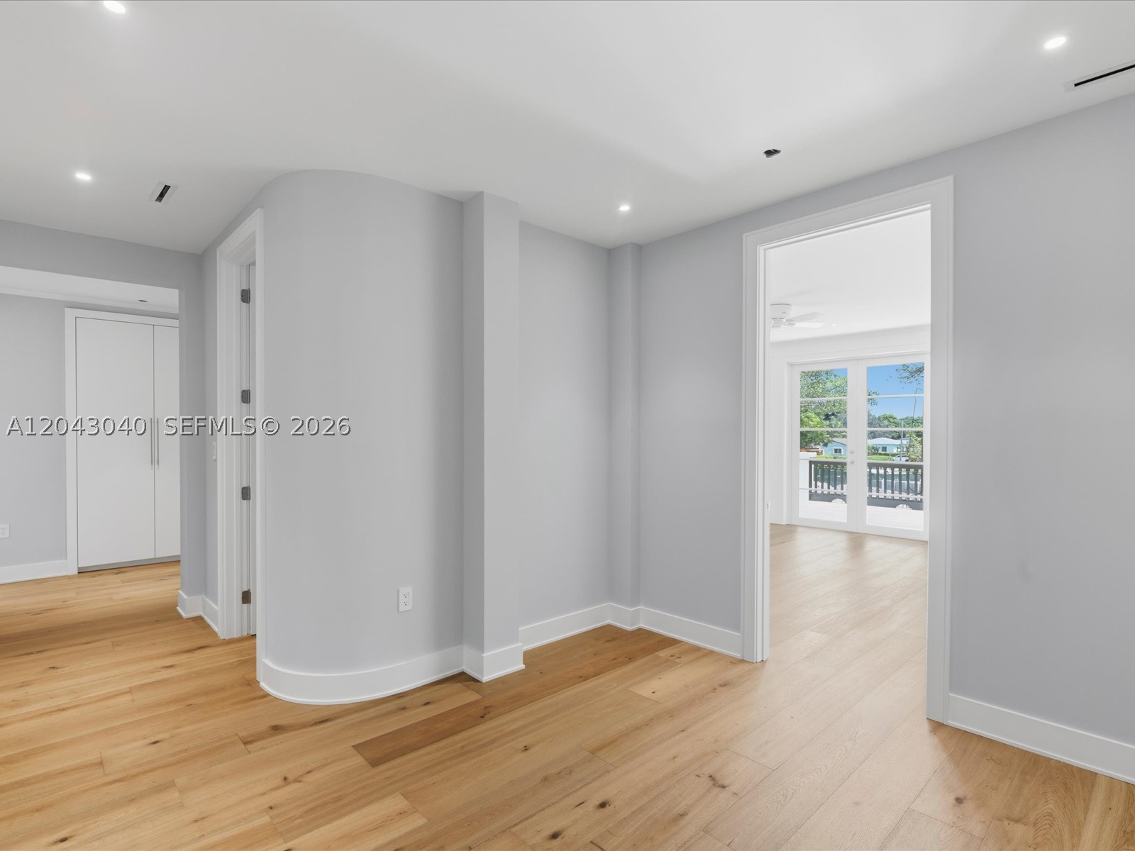 6333 SW 69th St, South Miami FL 33143