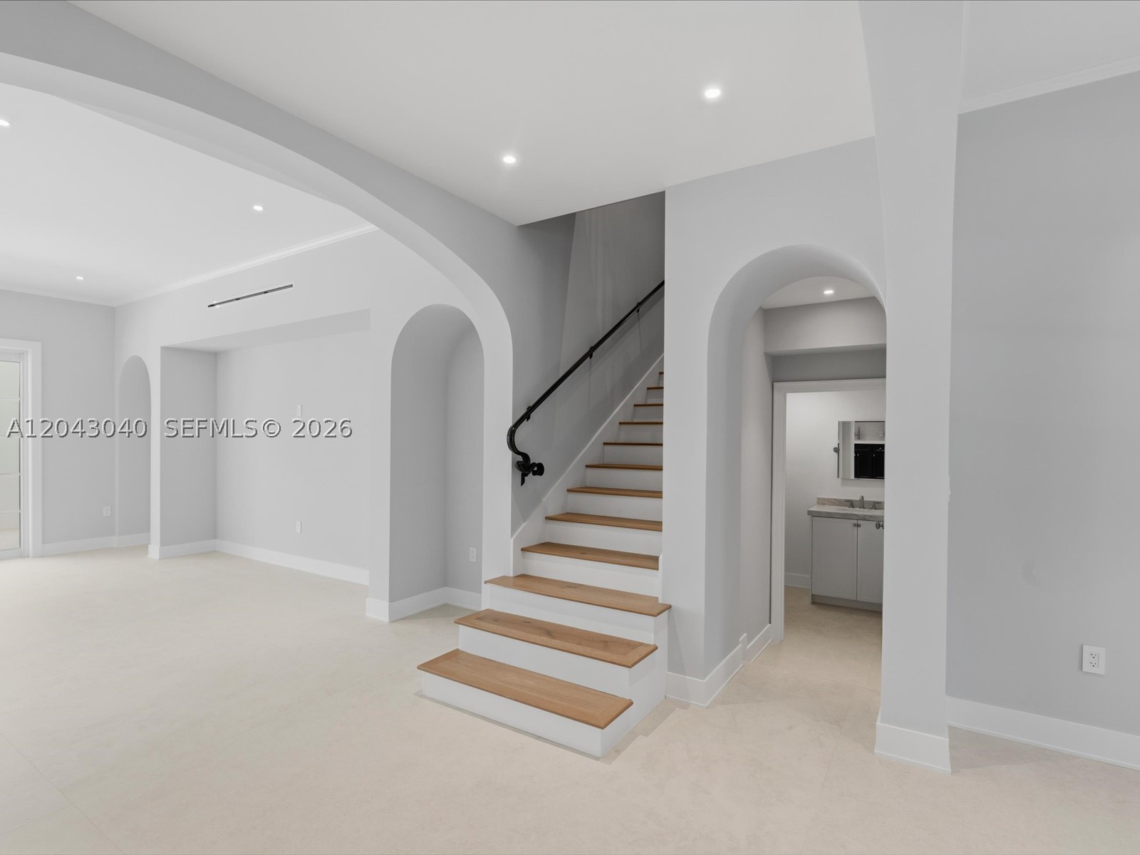 6333 SW 69th St, South Miami FL 33143