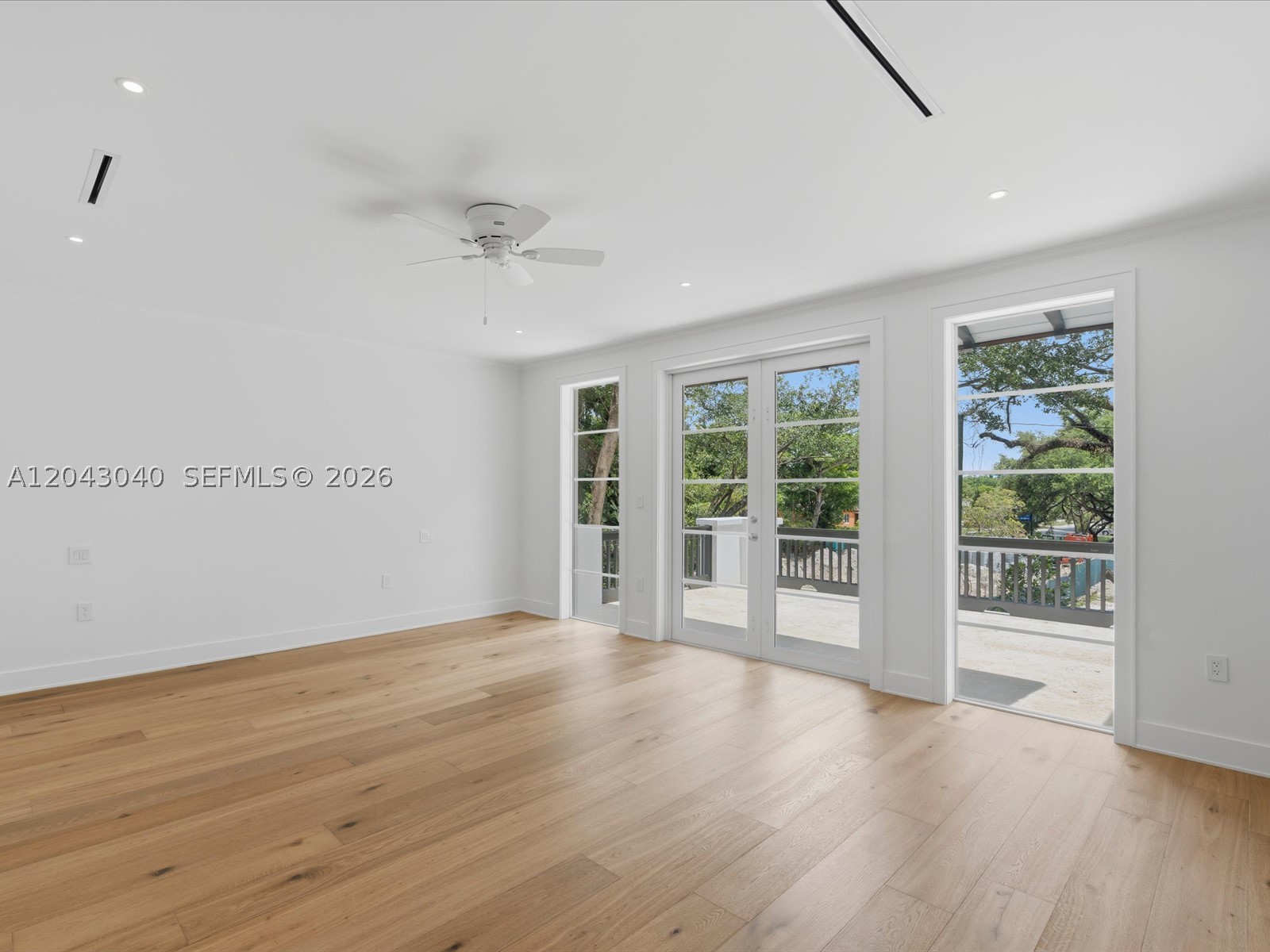 6333 SW 69th St, South Miami FL 33143