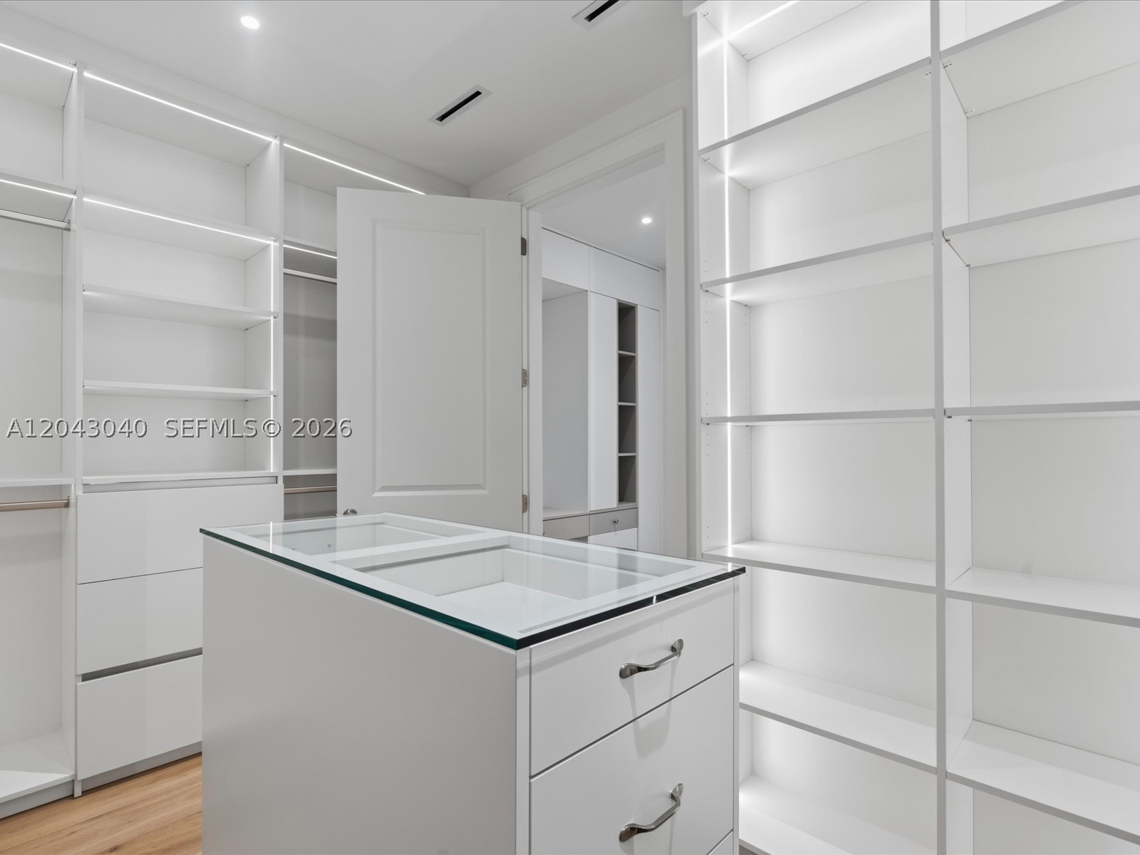 6333 SW 69th St, South Miami FL 33143