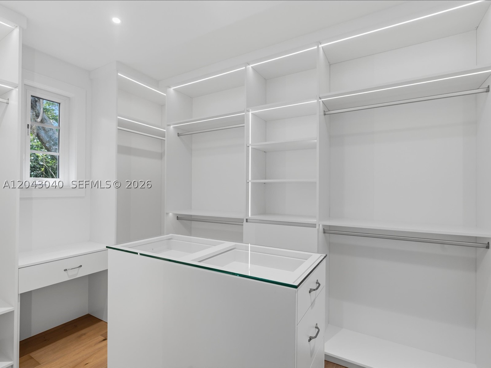 6333 SW 69th St, South Miami FL 33143